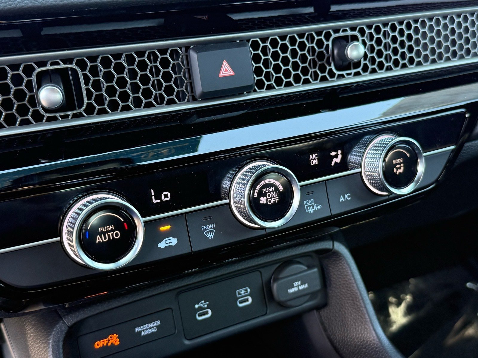 2026 Honda Civic Hatchback Sport — photo 23 thumbnail