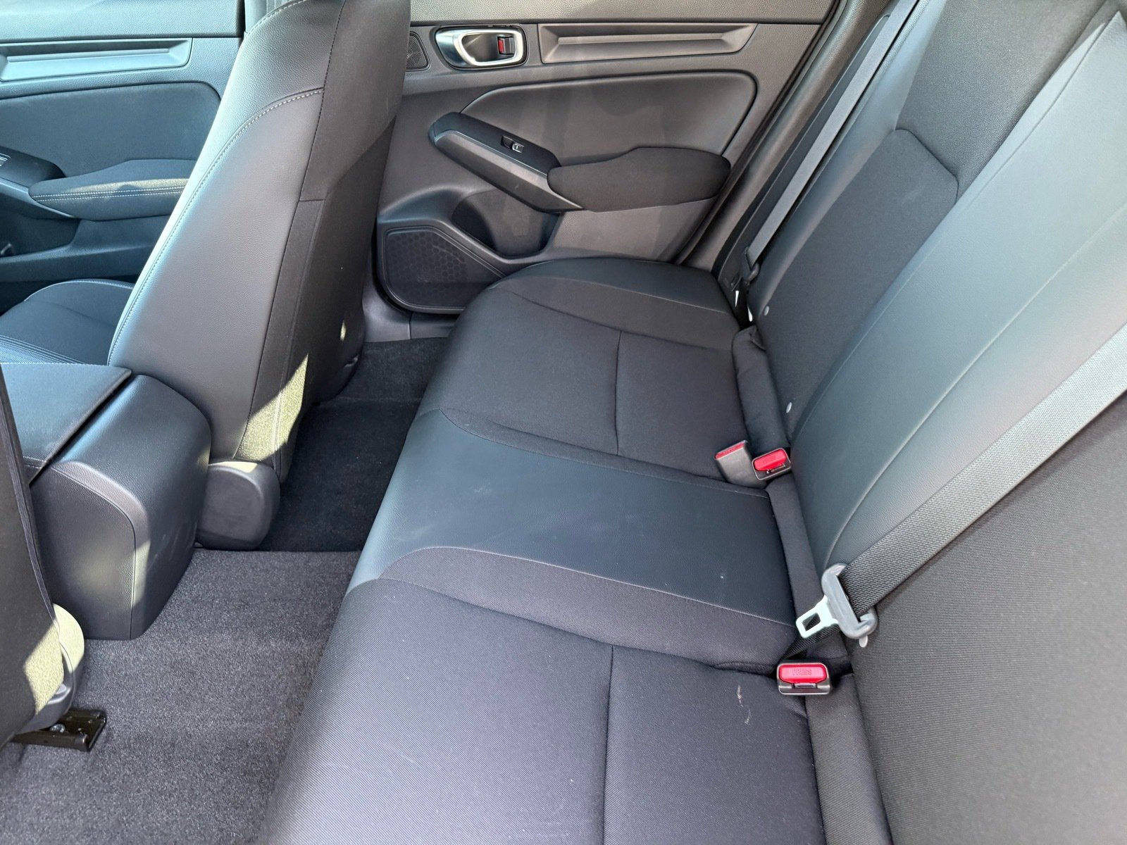 2026 Honda Civic Hatchback Sport — photo 27 thumbnail