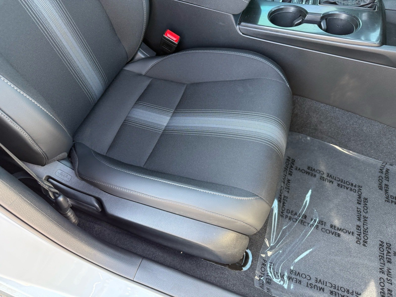 2026 Honda Civic Hatchback Sport — photo 32 thumbnail