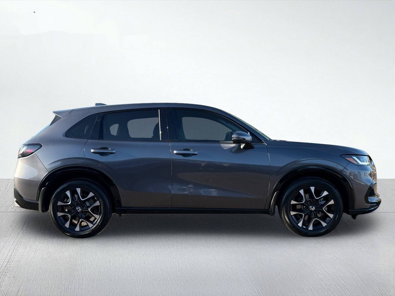 2026 Honda HR-V EX-L — photo 8 thumbnail