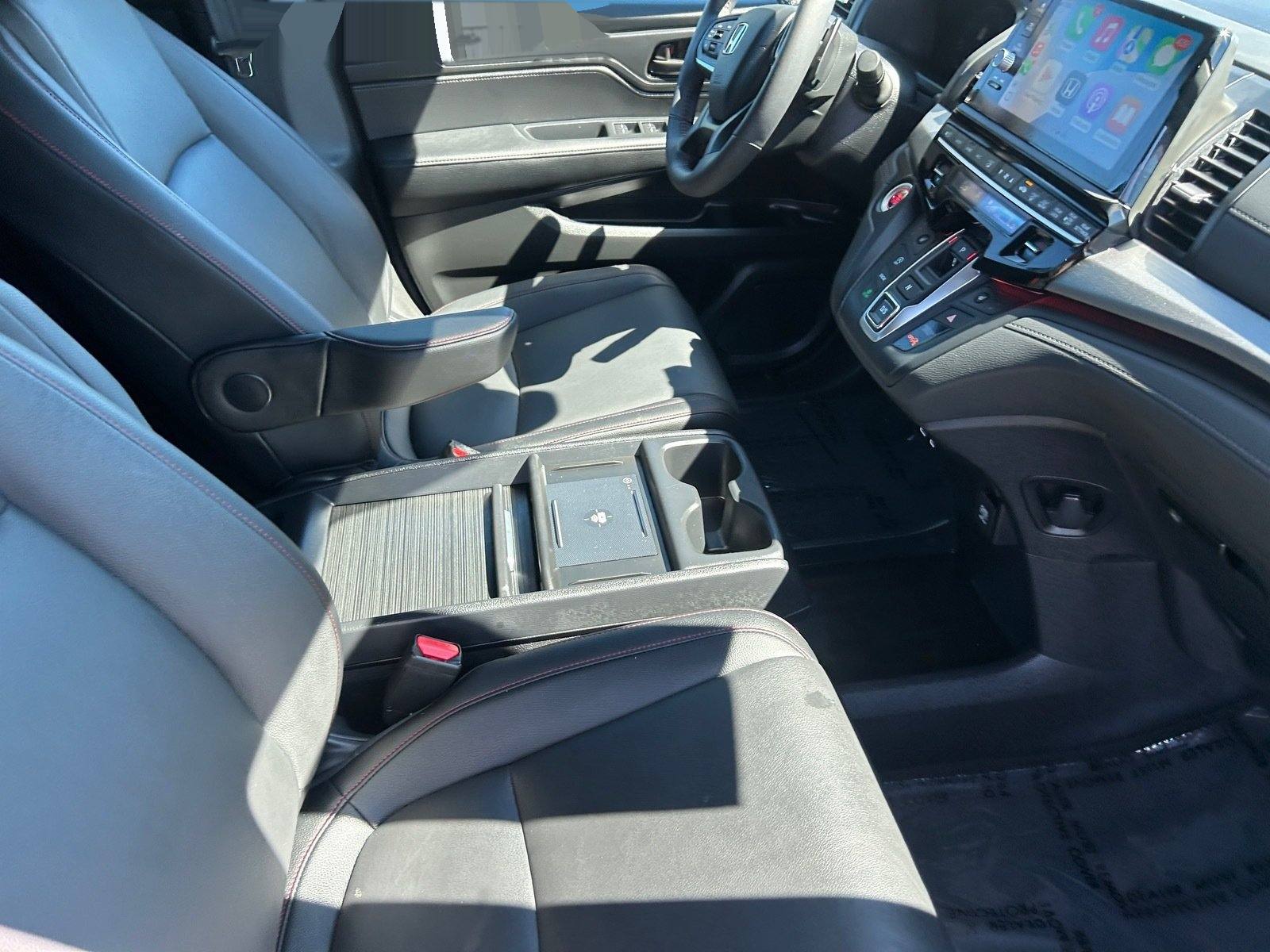 2026 Honda Odyssey Sport-L — photo 12 thumbnail