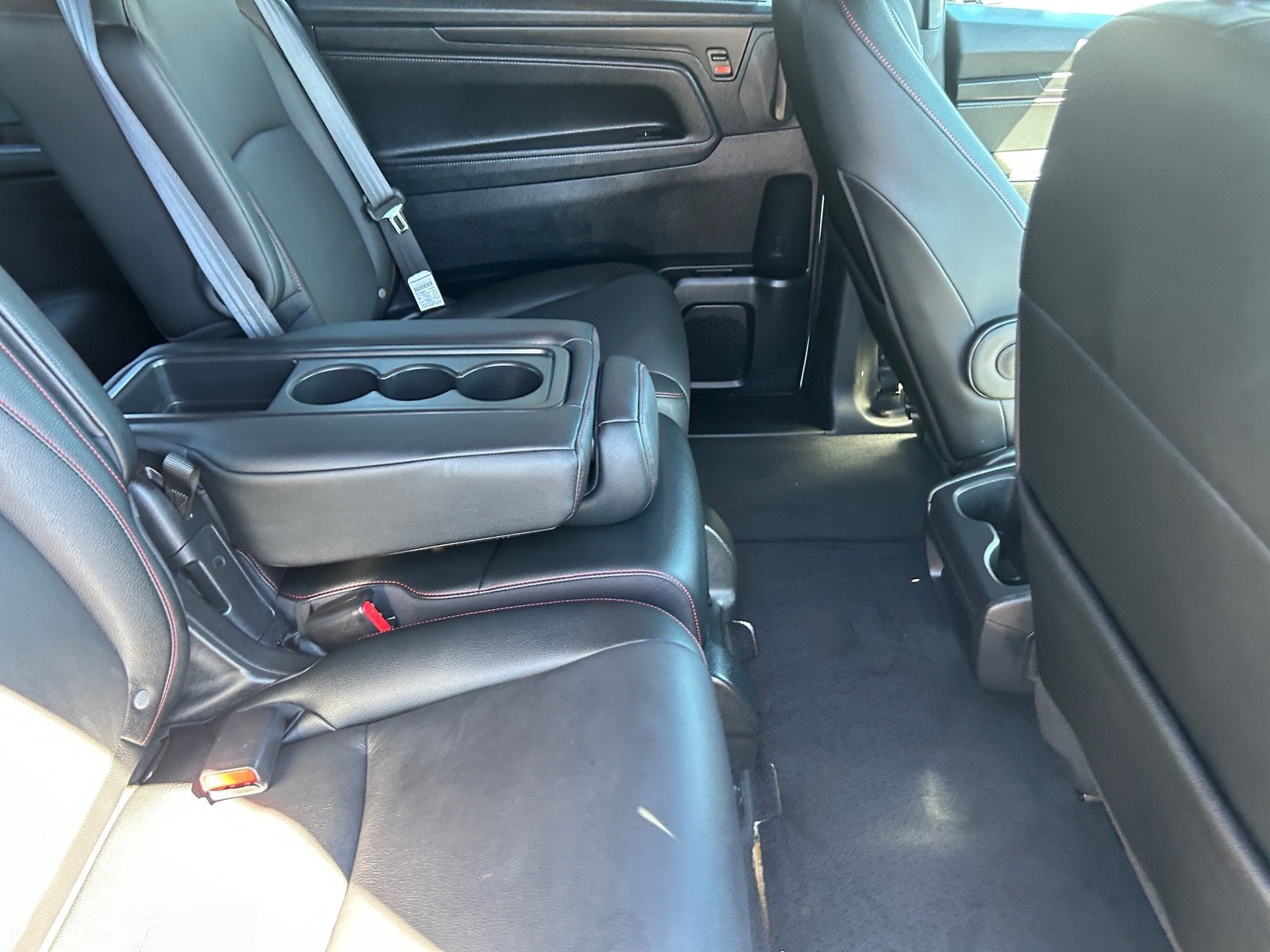 2026 Honda Odyssey Sport-L — photo 14 thumbnail