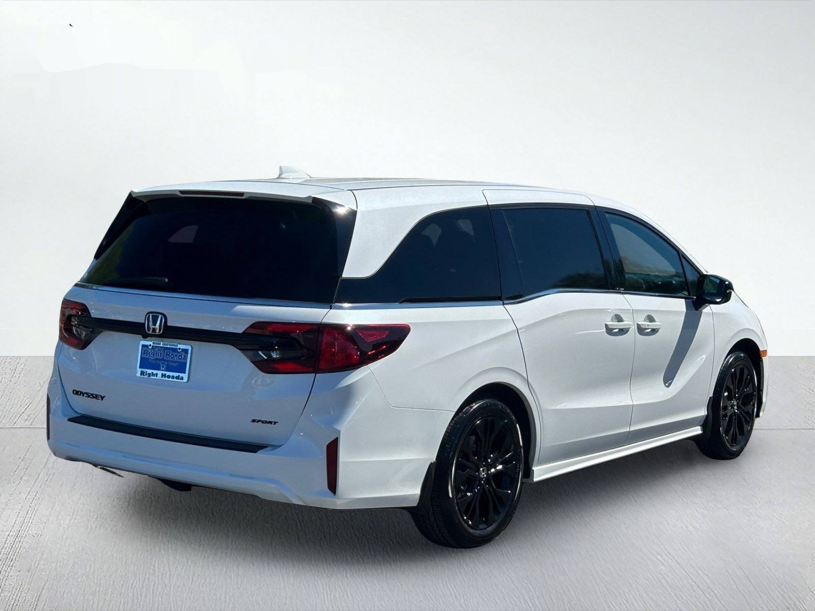 2026 Honda Odyssey Sport-L — photo 5 thumbnail