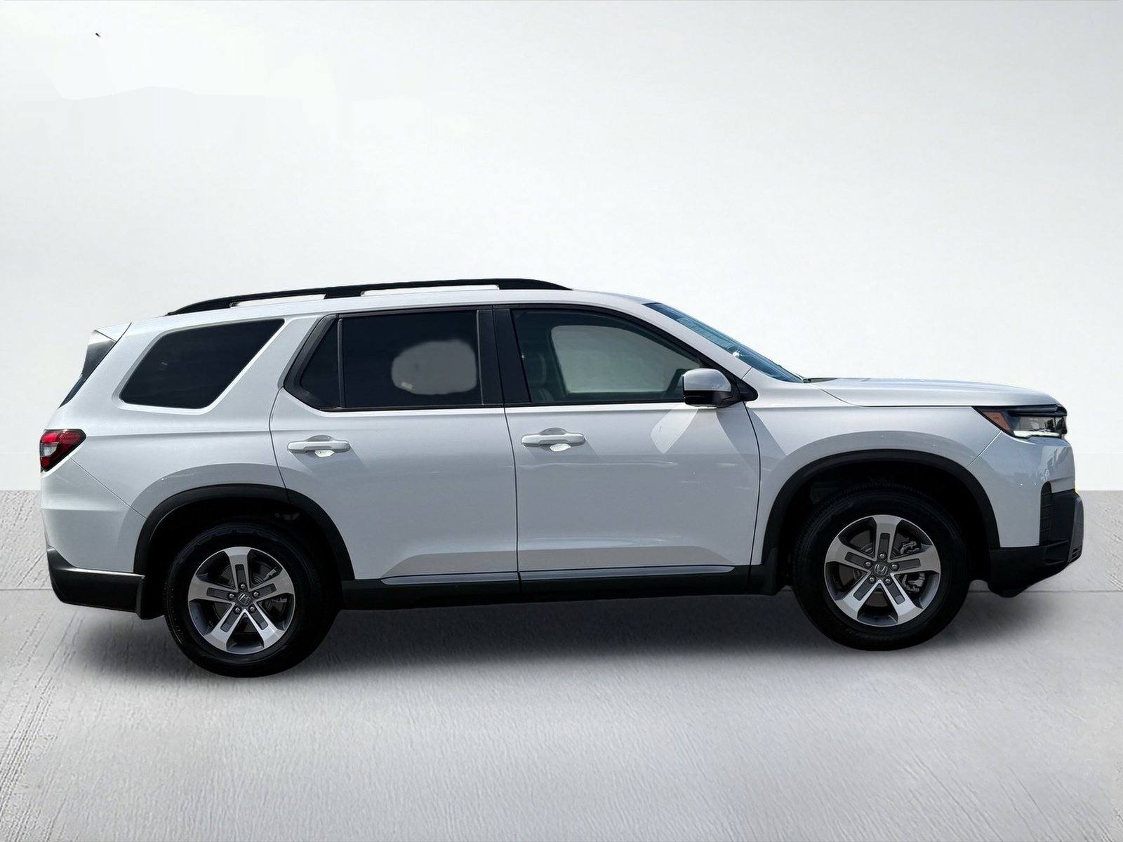 2026 Honda Pilot EX-L — photo 10 thumbnail