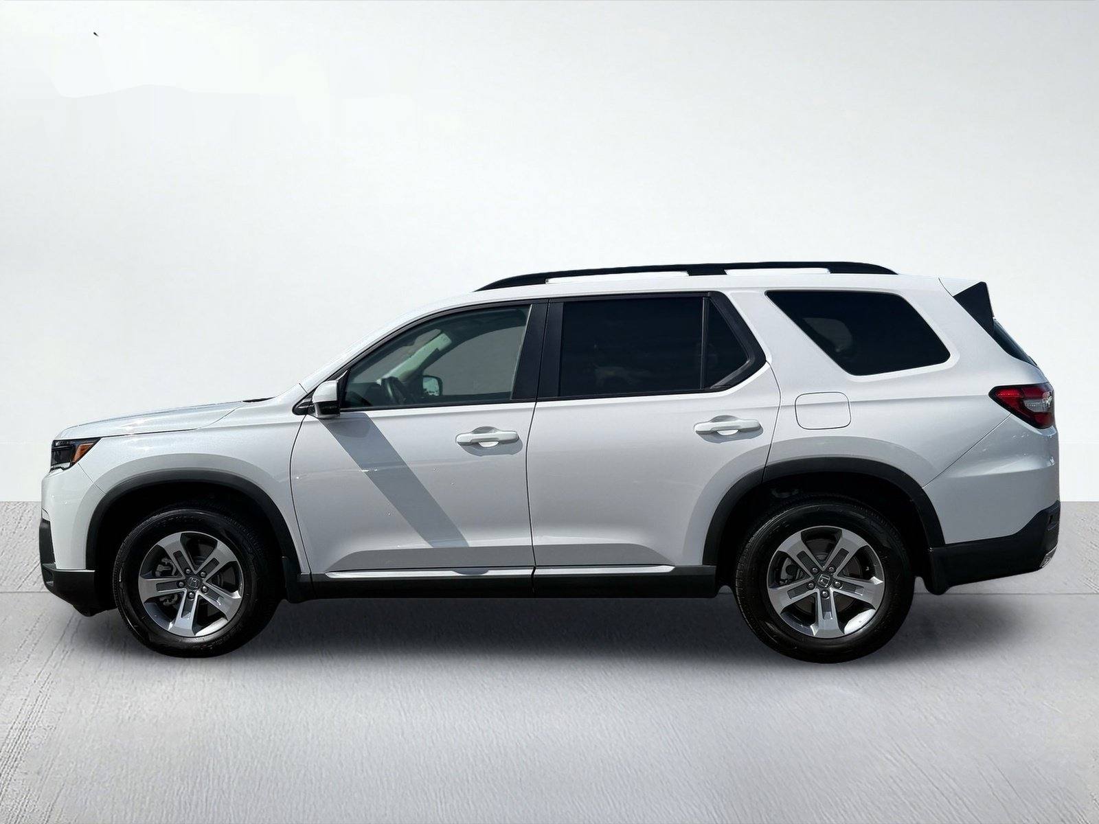 2026 Honda Pilot EX-L — photo 4 thumbnail