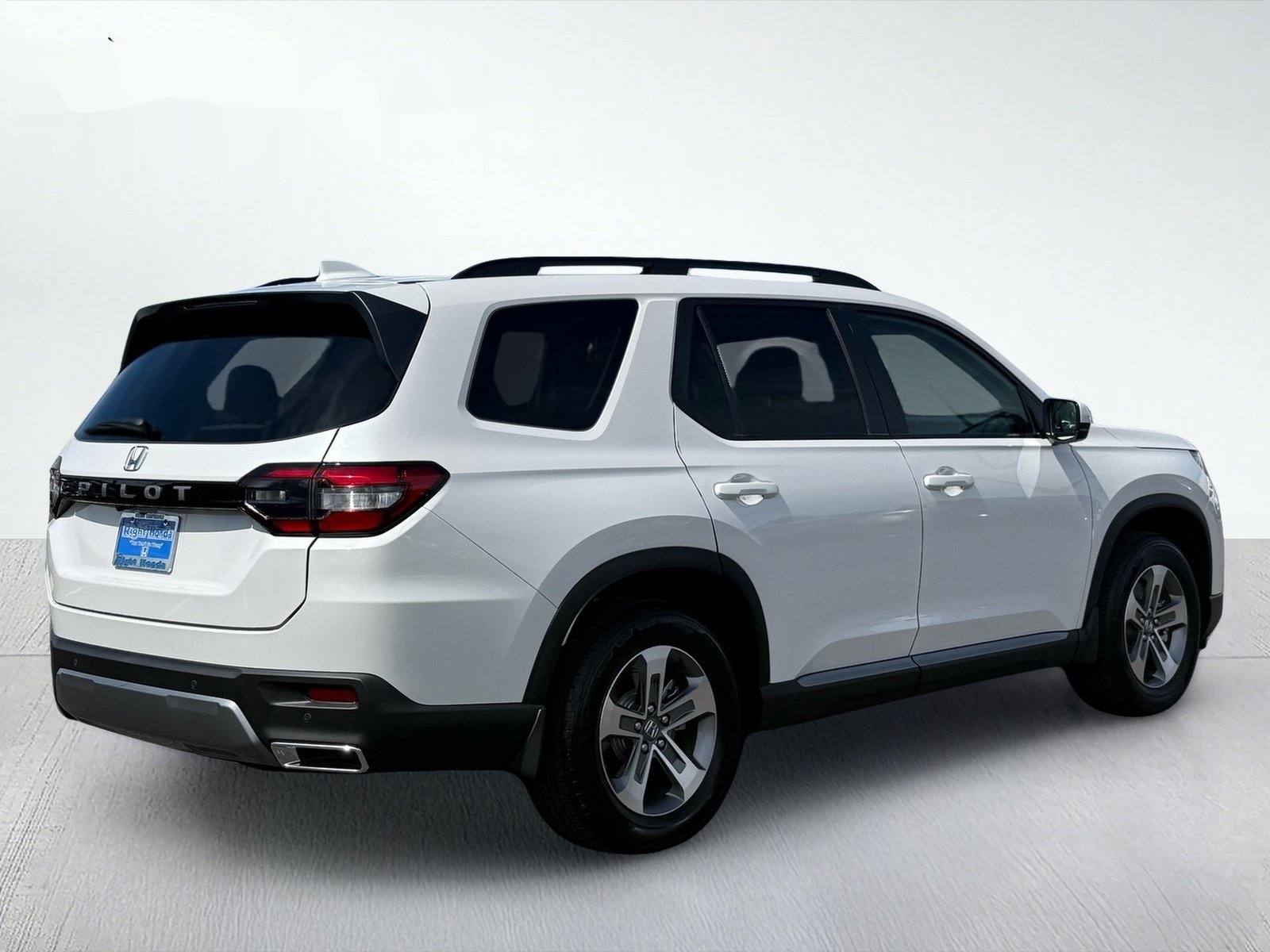 2026 Honda Pilot EX-L — photo 9 thumbnail