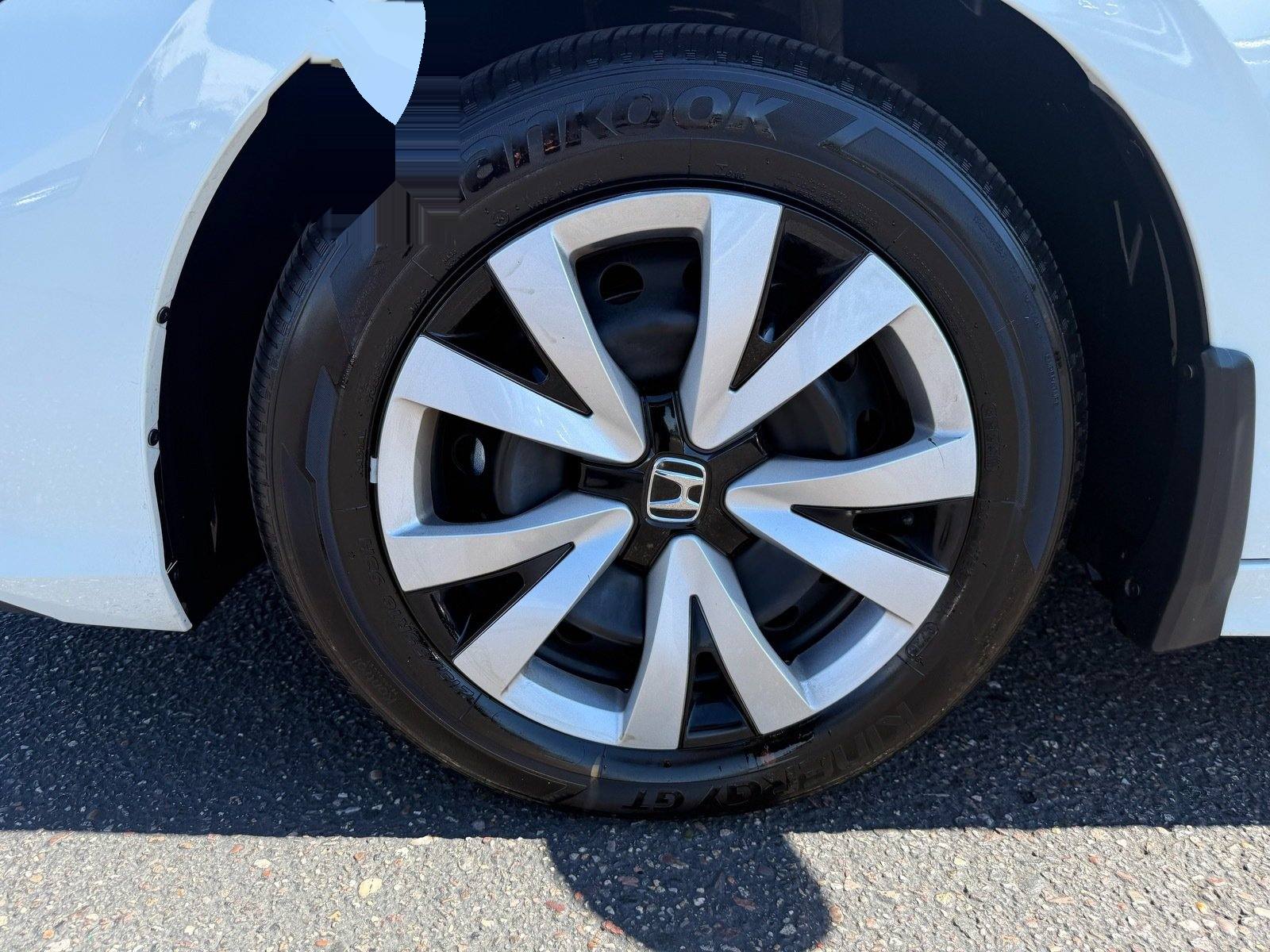 2026 Honda Civic LX — photo 9 thumbnail