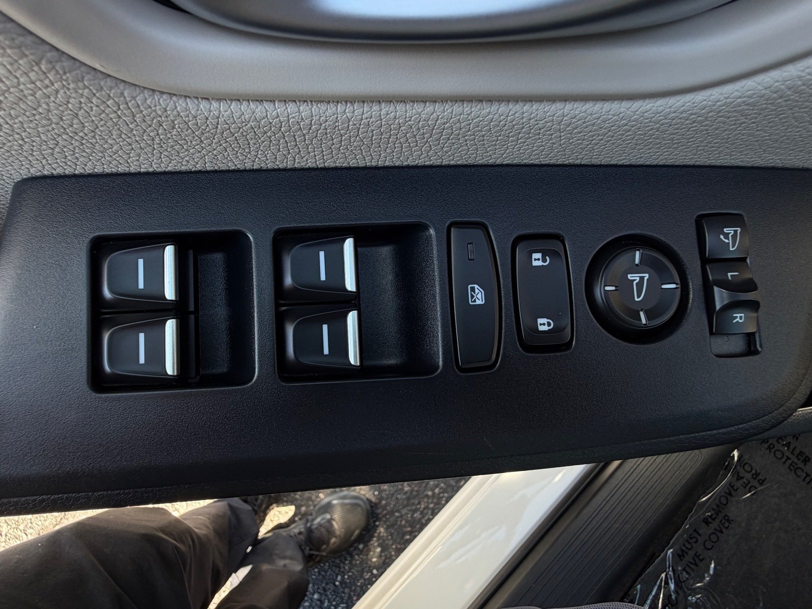 2026 Honda Pilot Touring — photo 15 thumbnail
