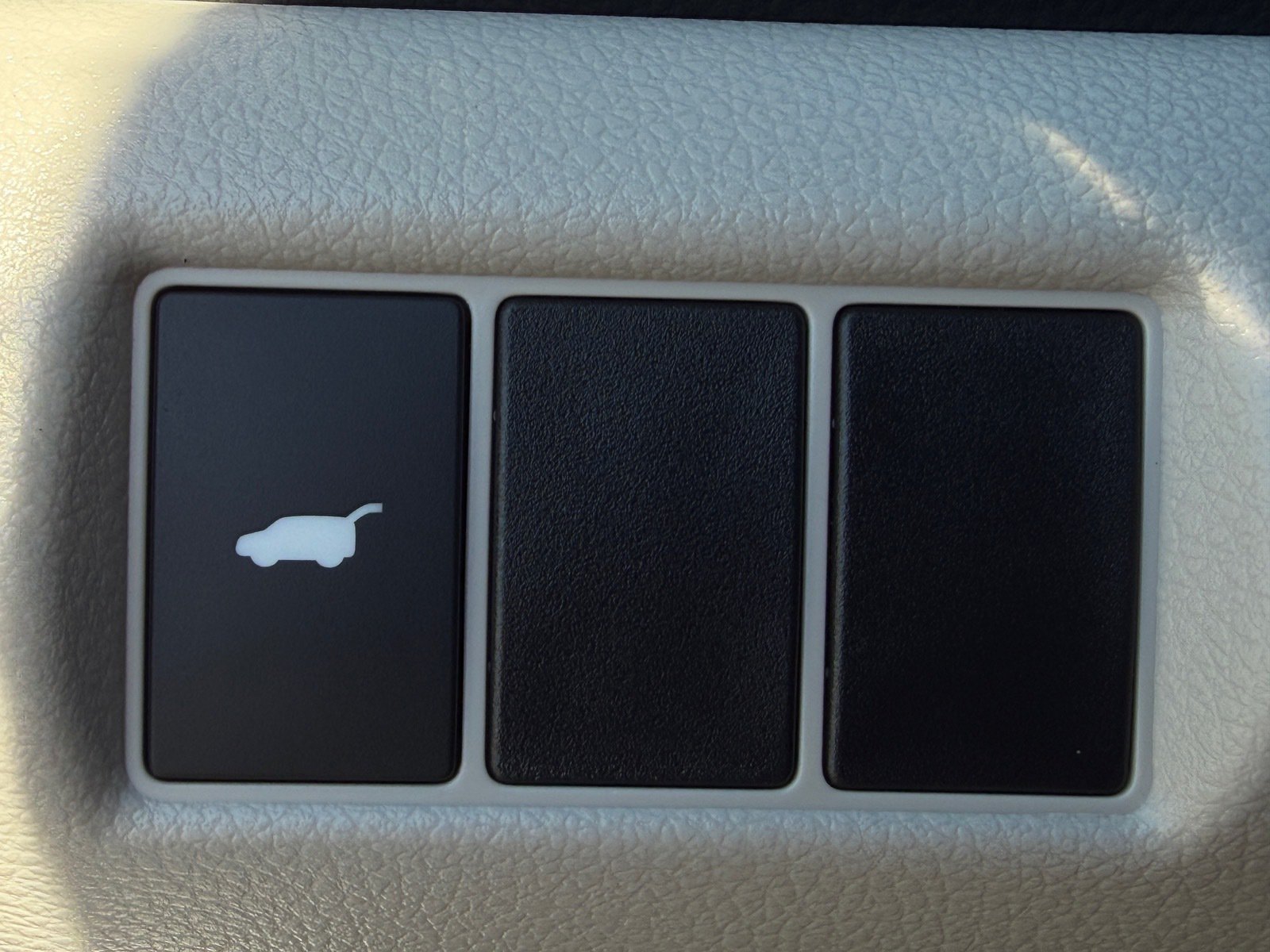 2026 Honda Pilot Touring — photo 17 thumbnail