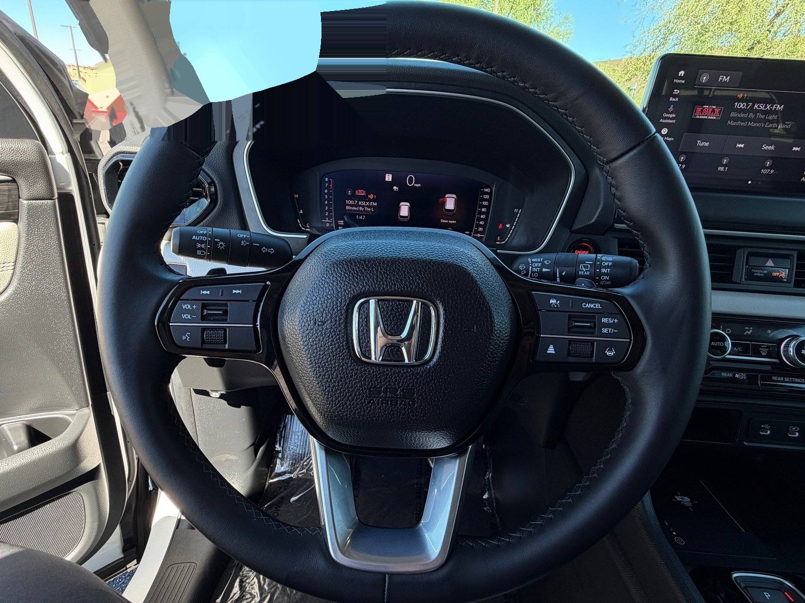 2026 Honda Pilot Touring — photo 18 thumbnail