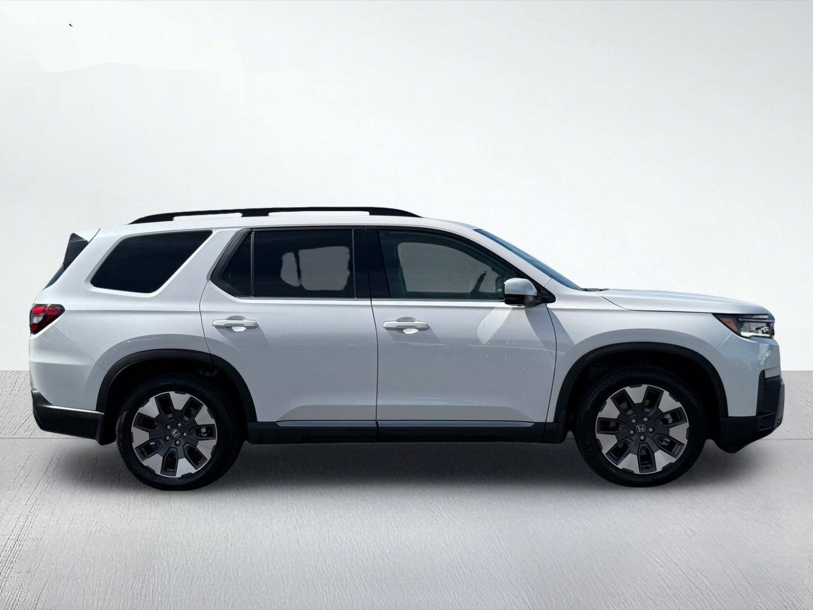 2026 Honda Pilot Elite — photo 9 thumbnail