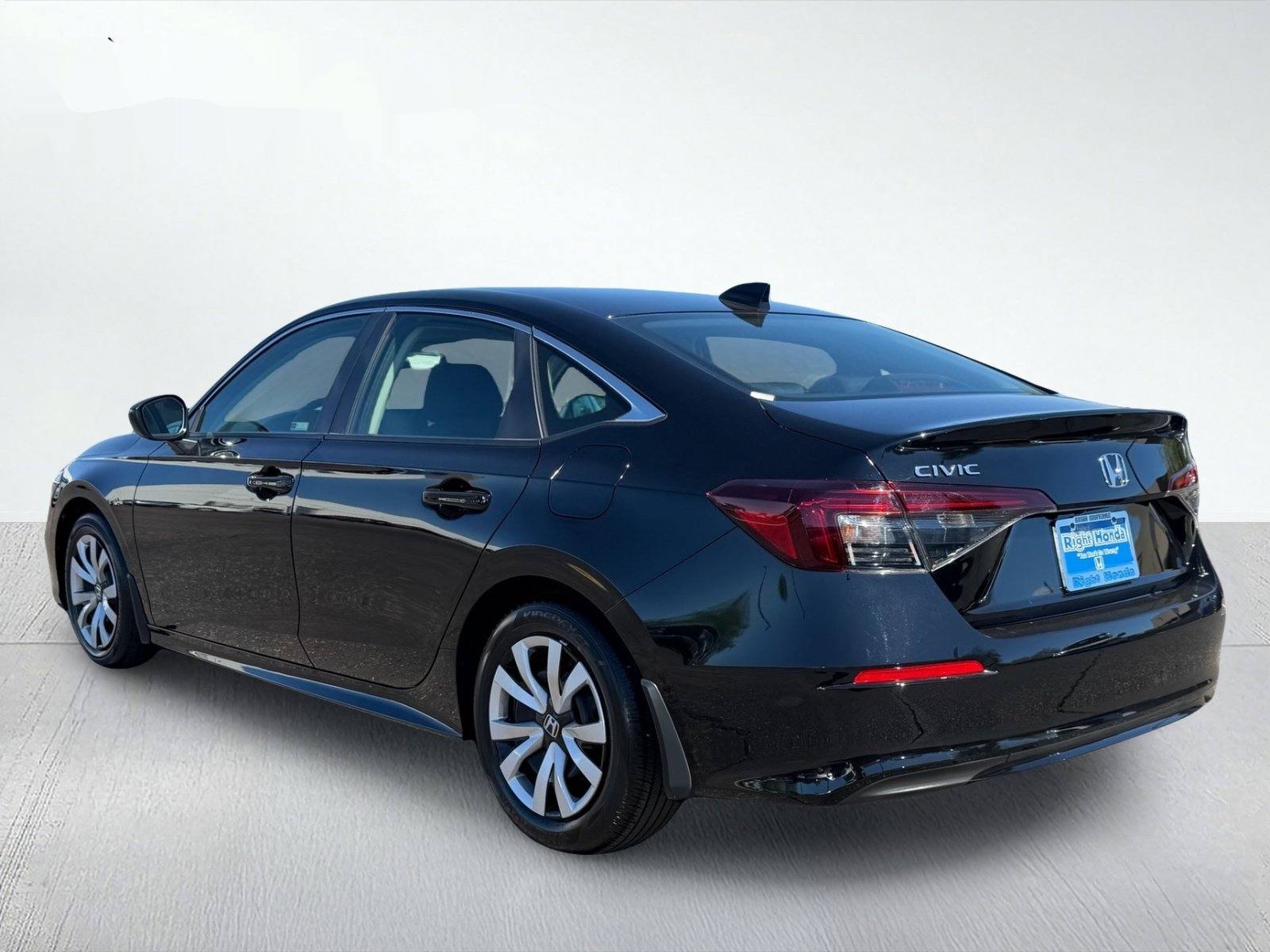 2026 Honda Civic LX — photo 4 thumbnail