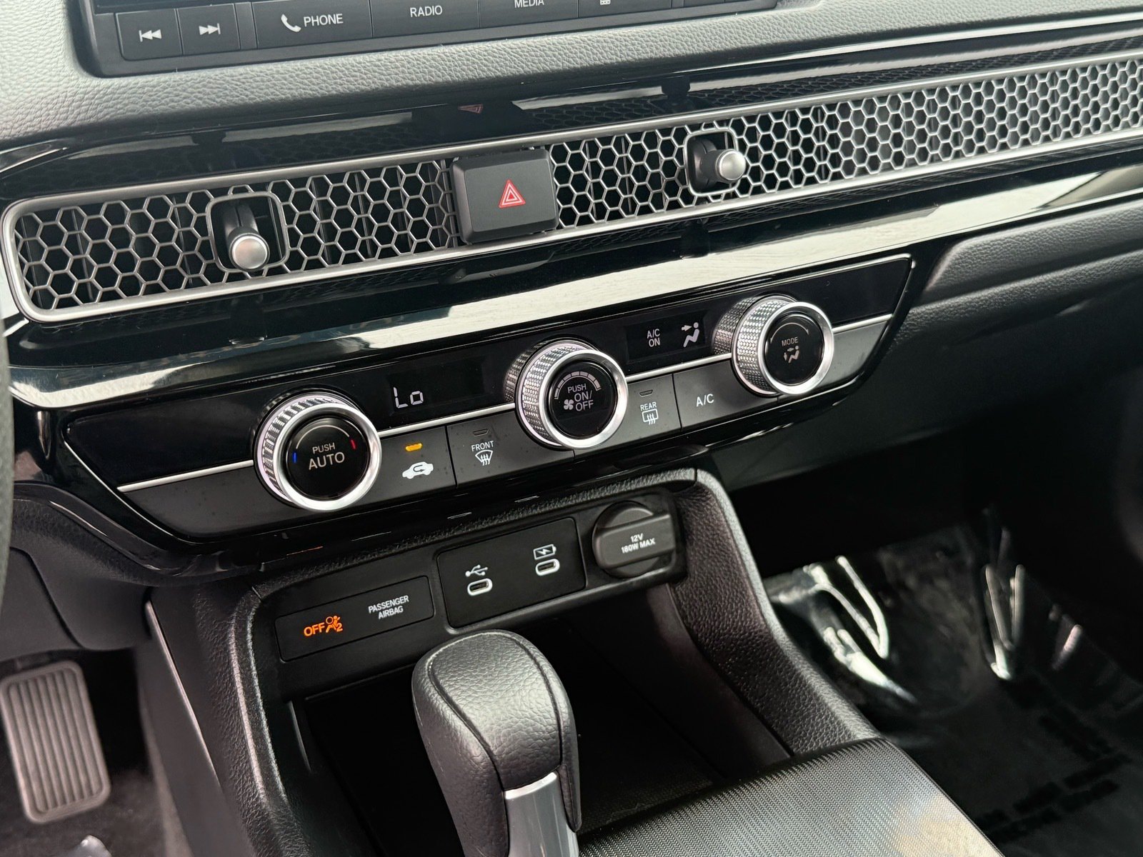 2026 Honda Civic LX — photo 16 thumbnail
