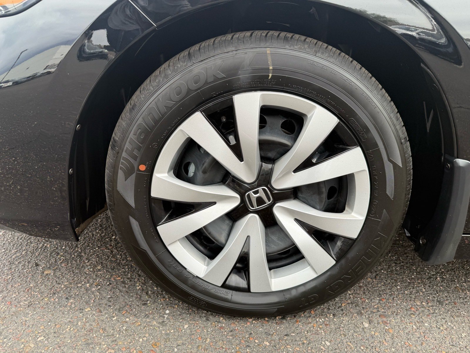 2026 Honda Civic LX — photo 8 thumbnail
