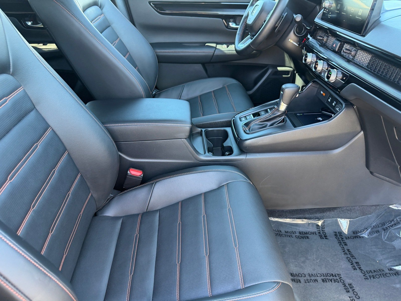 2026 Honda CR-V Hybrid Sport Touring — photo 11 thumbnail