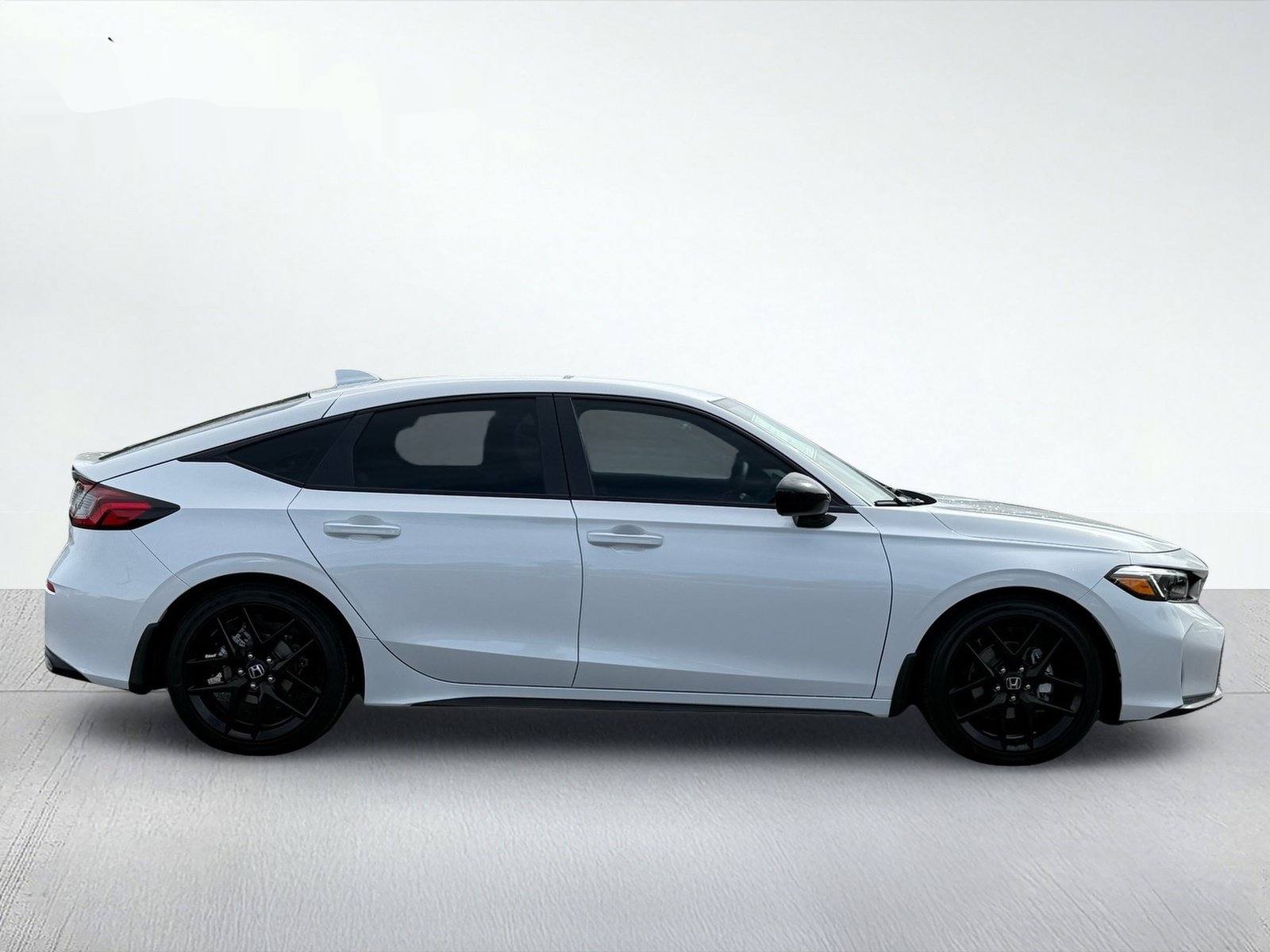 2026 Honda Civic Sport — photo 10 thumbnail