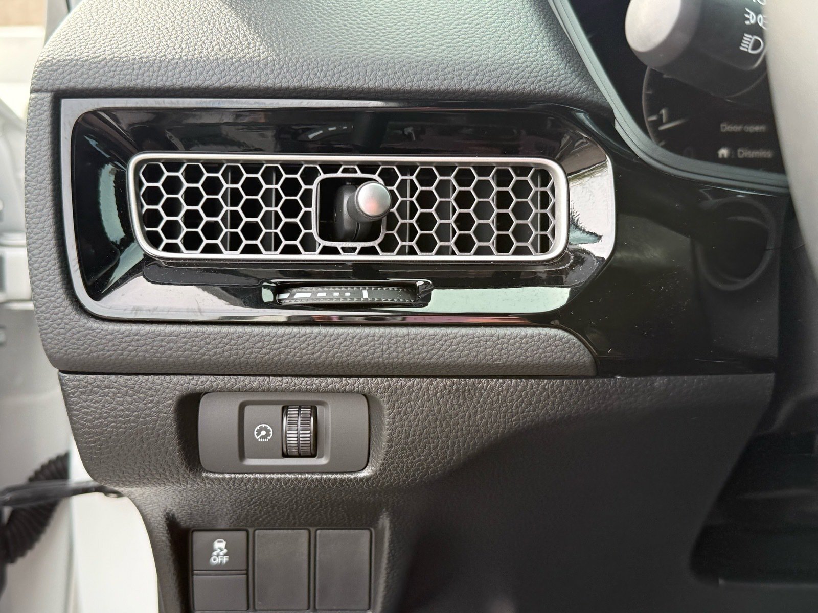 2026 Honda Civic Sport — photo 16 thumbnail