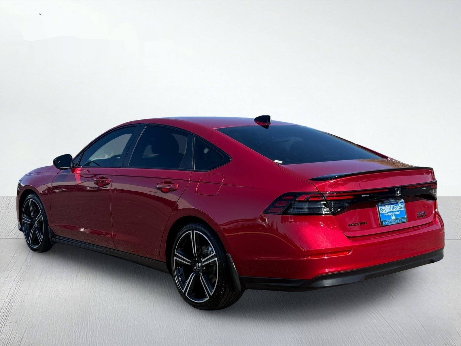 2026 Honda Accord Hybrid Sport — photo 4 thumbnail