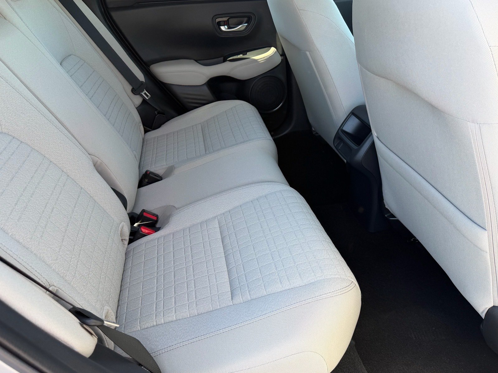 2027 Honda HR-V LX — photo 14 thumbnail