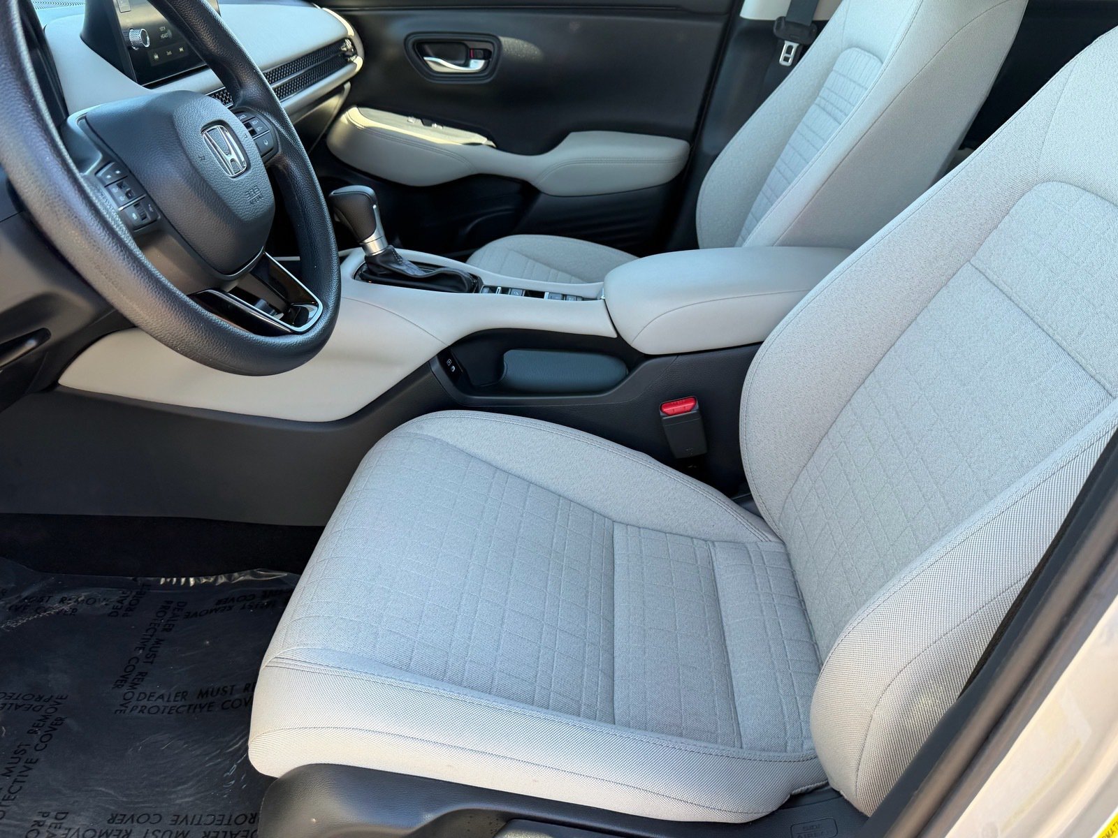 2027 Honda HR-V LX — photo 19 thumbnail