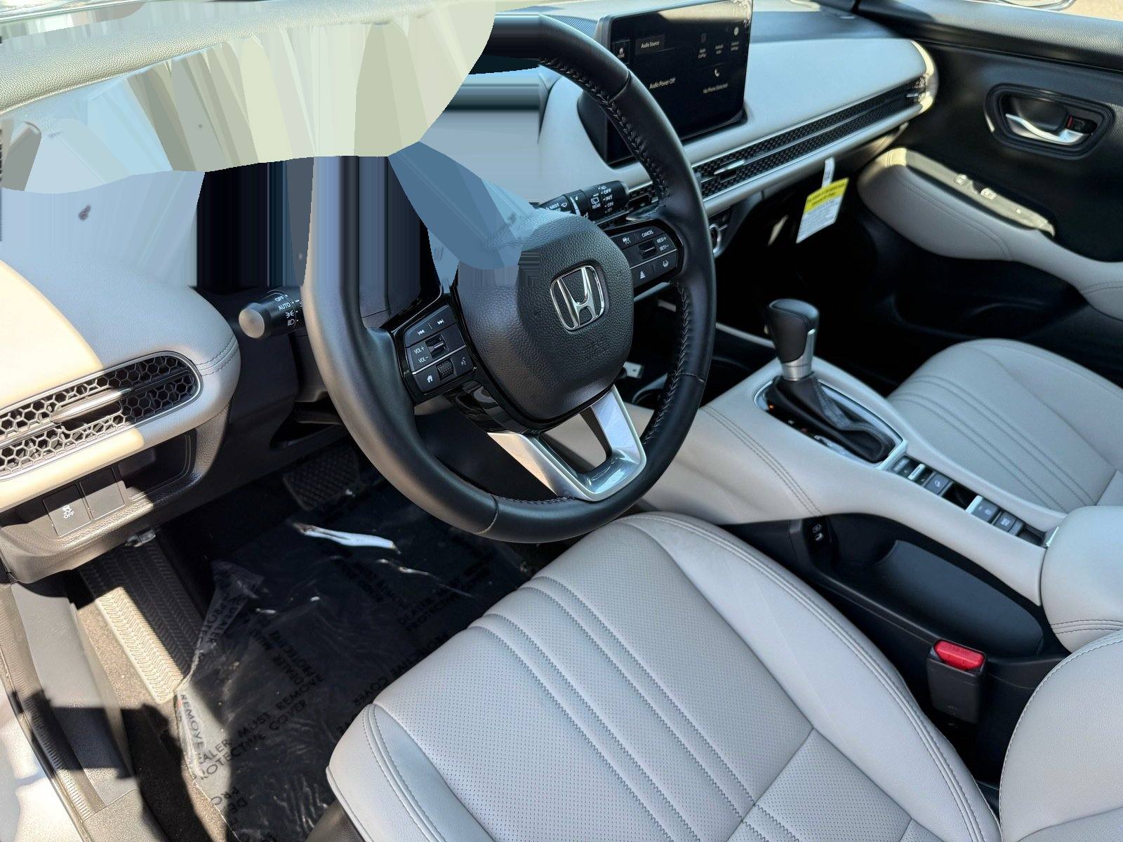 2027 Honda HR-V EX-L — photo 10 thumbnail