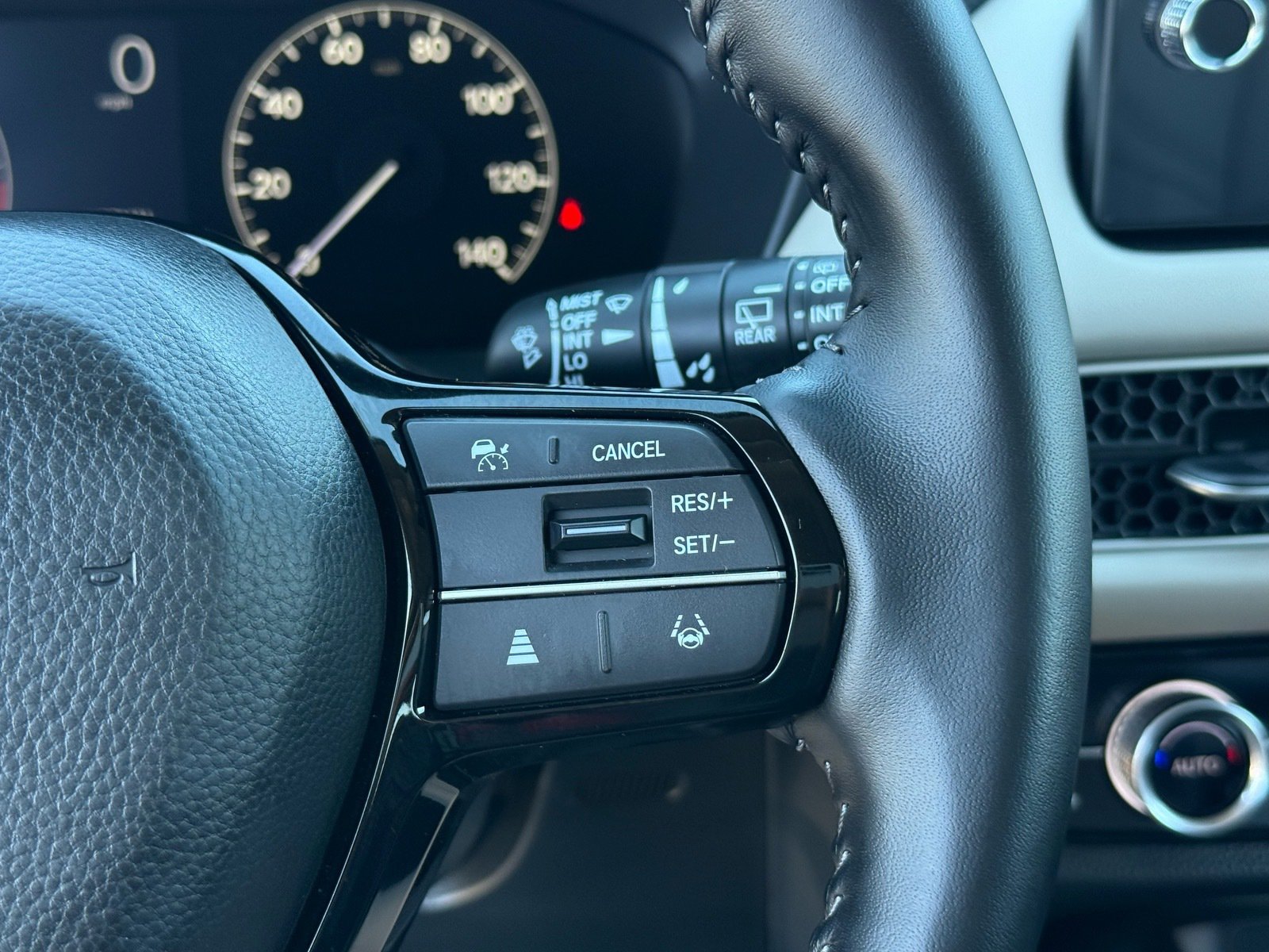 2027 Honda HR-V EX-L — photo 16 thumbnail