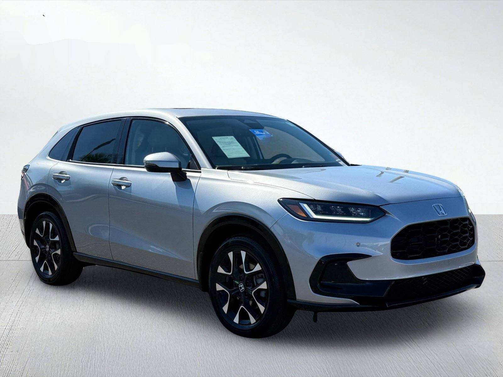 2027 Honda HR-V EX-L — photo 8 thumbnail