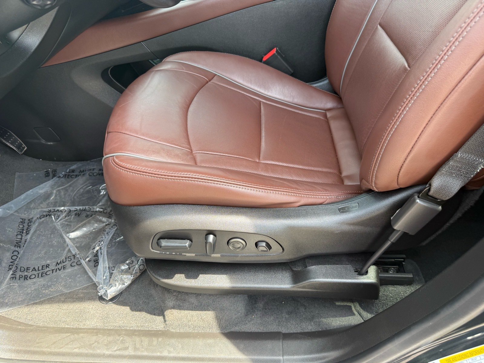 2021 Buick Enclave Avenir — photo 13 thumbnail