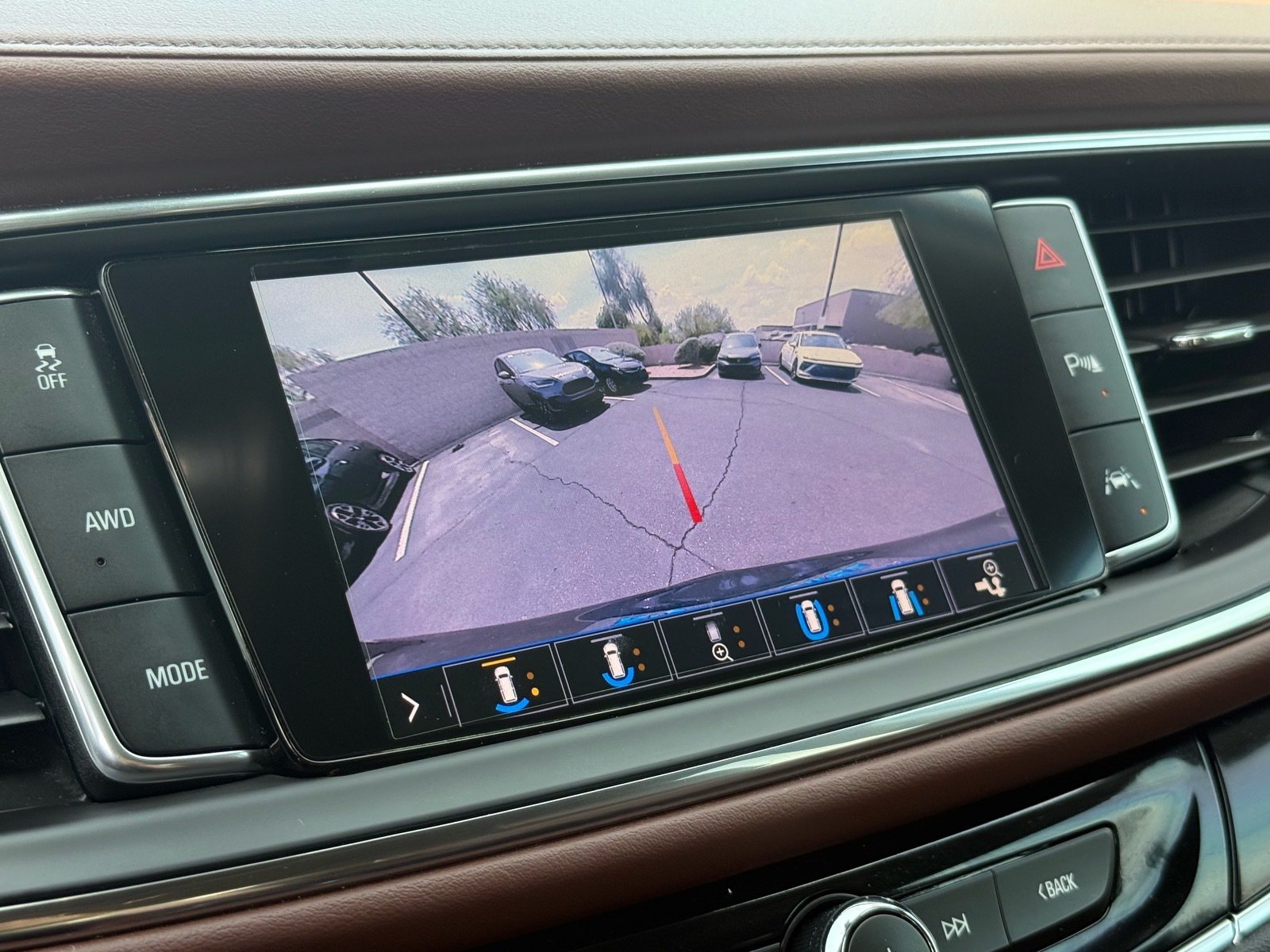 2021 Buick Enclave Avenir — photo 21 thumbnail