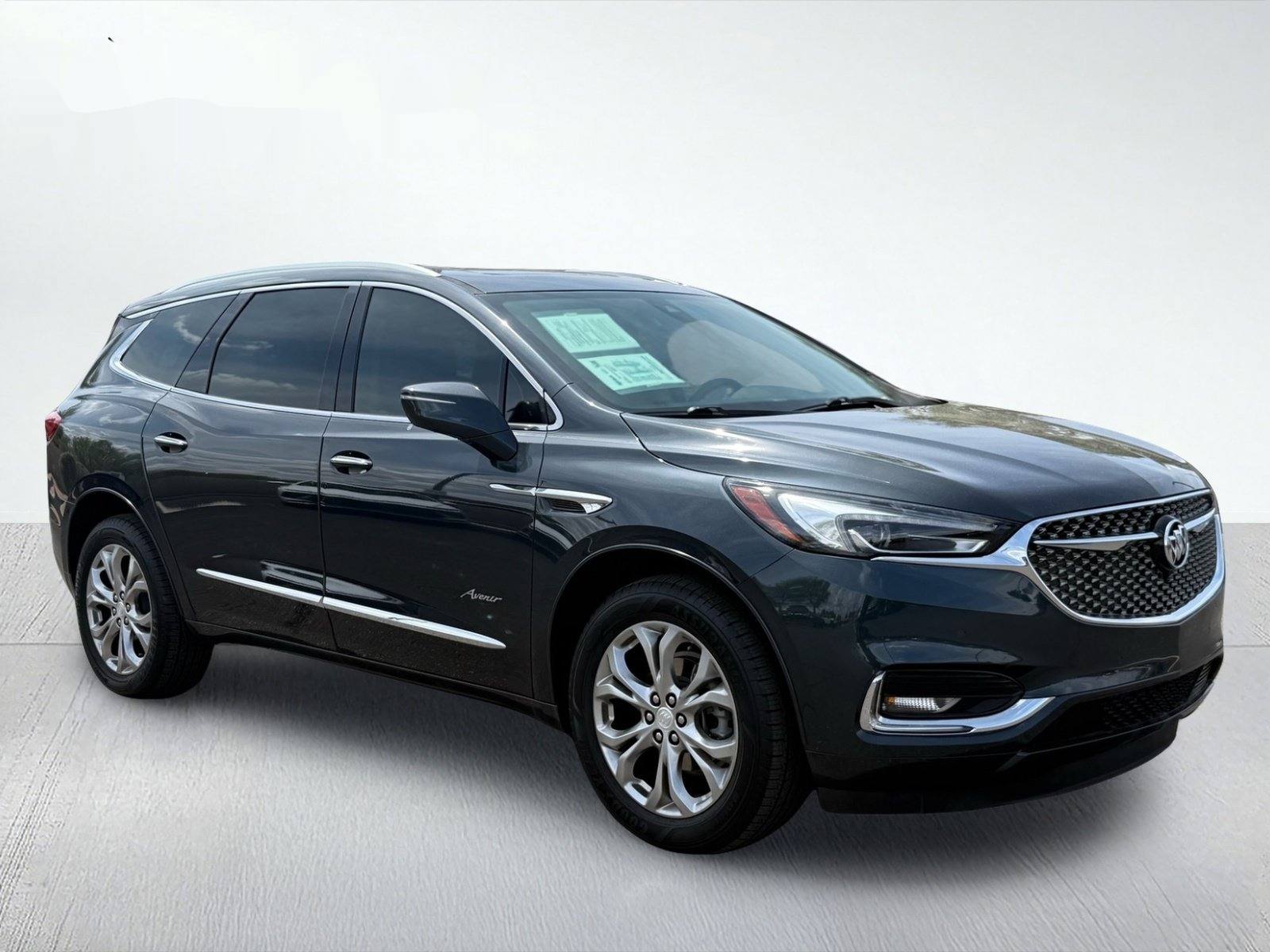 2021 Buick Enclave Avenir — photo 9 thumbnail