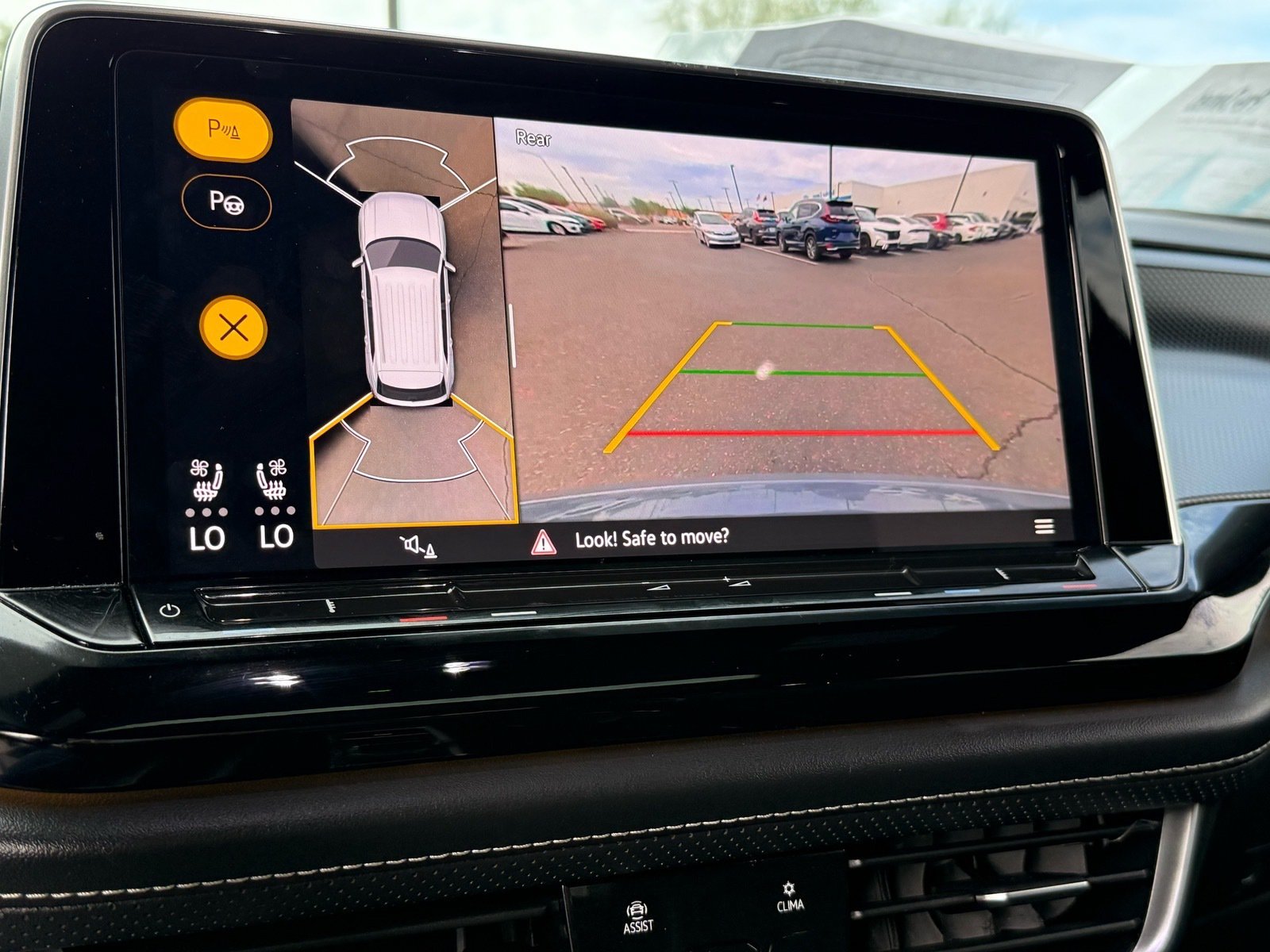 2024 Volkswagen Atlas Cross Sport 2.0T SEL Premium R-Line — photo 21 thumbnail
