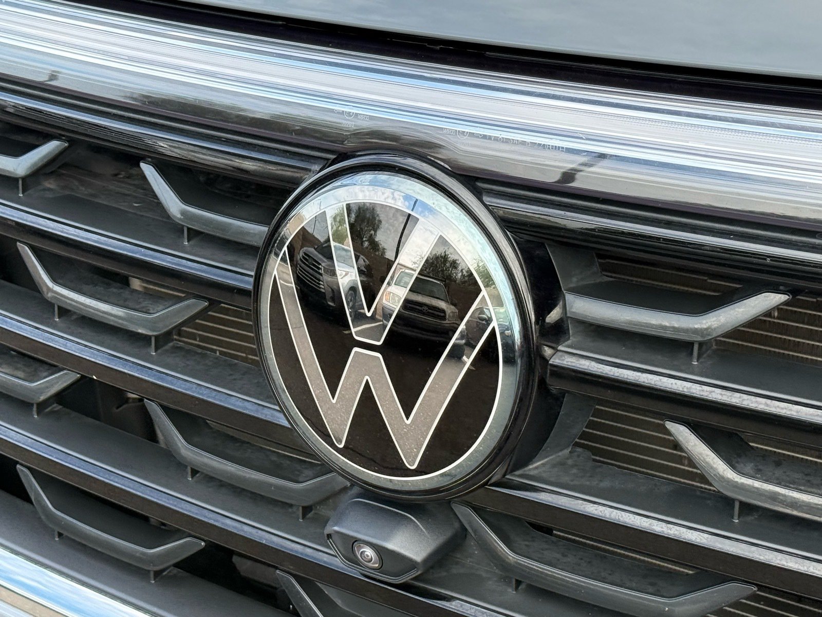 2024 Volkswagen Atlas Cross Sport 2.0T SEL Premium R-Line — photo 32 thumbnail