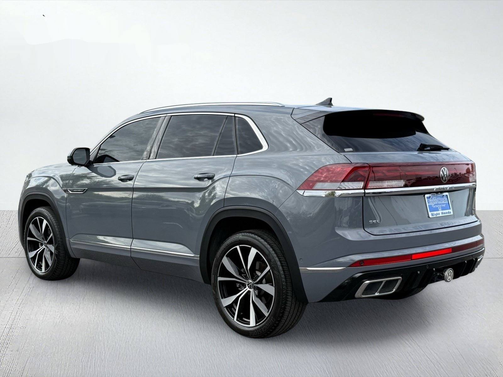 2024 Volkswagen Atlas Cross Sport 2.0T SEL Premium R-Line — photo 4 thumbnail