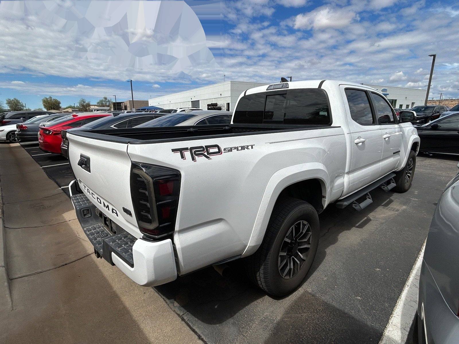 2017 Toyota Tacoma TRD Sport — photo 3 thumbnail