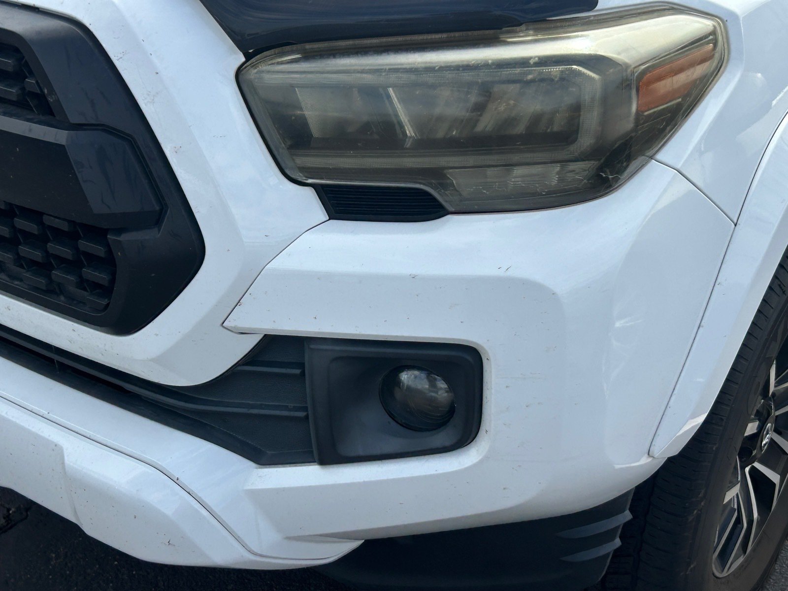 2017 Toyota Tacoma TRD Sport — photo 7 thumbnail