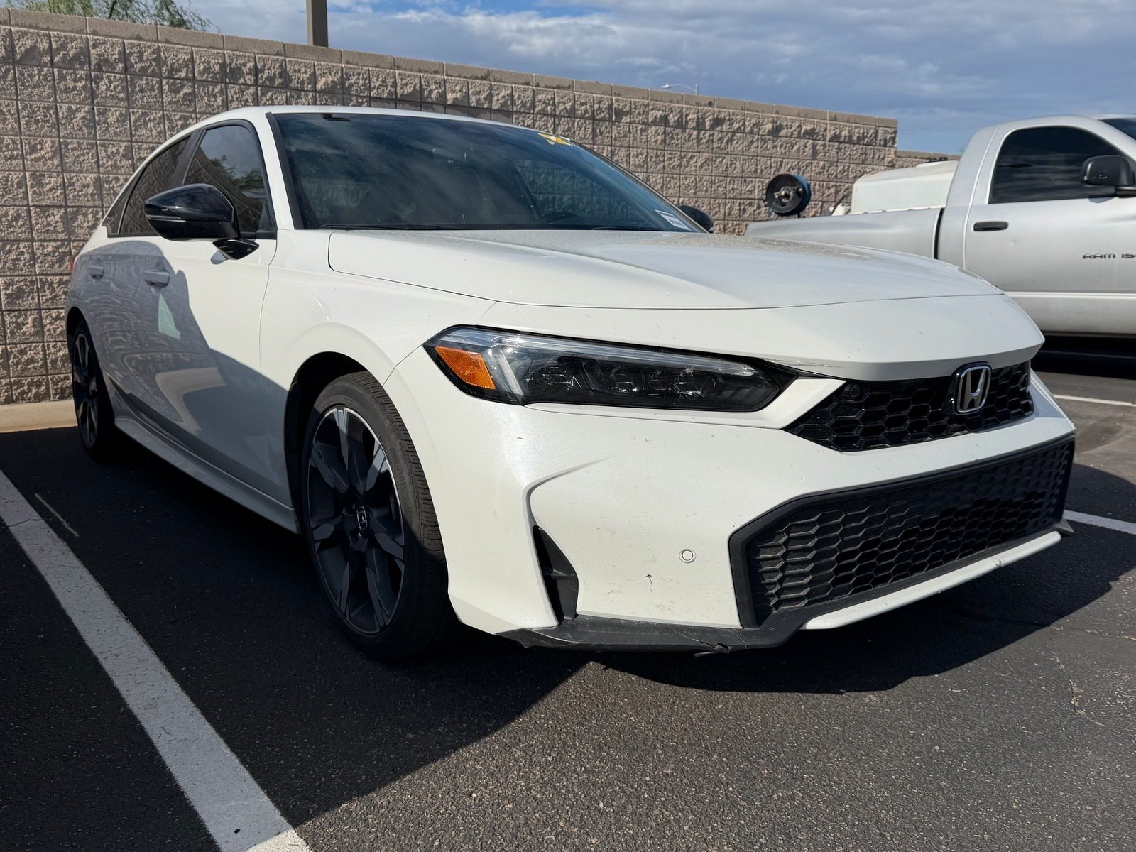 2025 Honda Civic Hybrid Sport Touring — photo 4 thumbnail