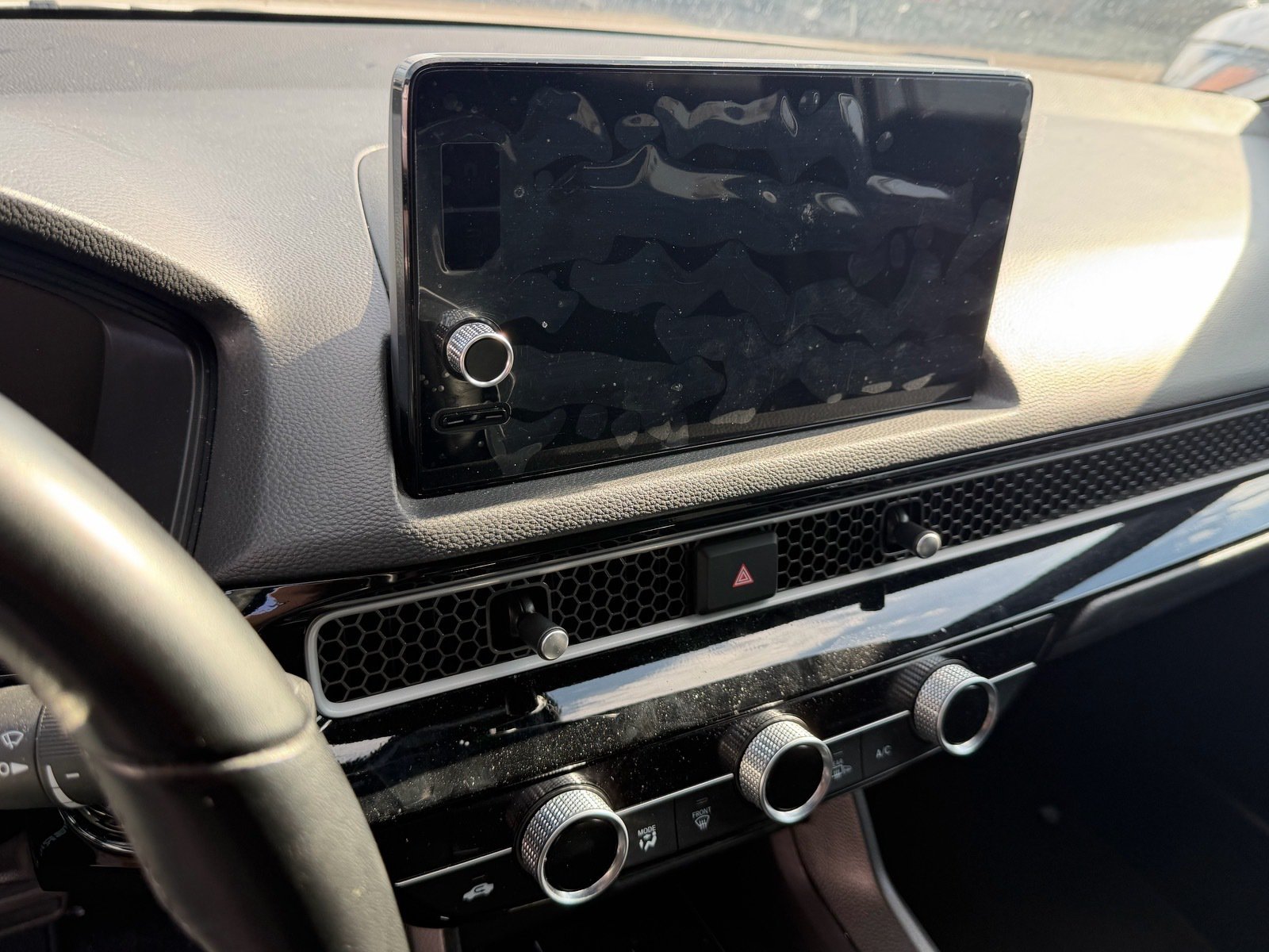 2025 Honda Civic Hybrid Sport Touring — photo 8 thumbnail