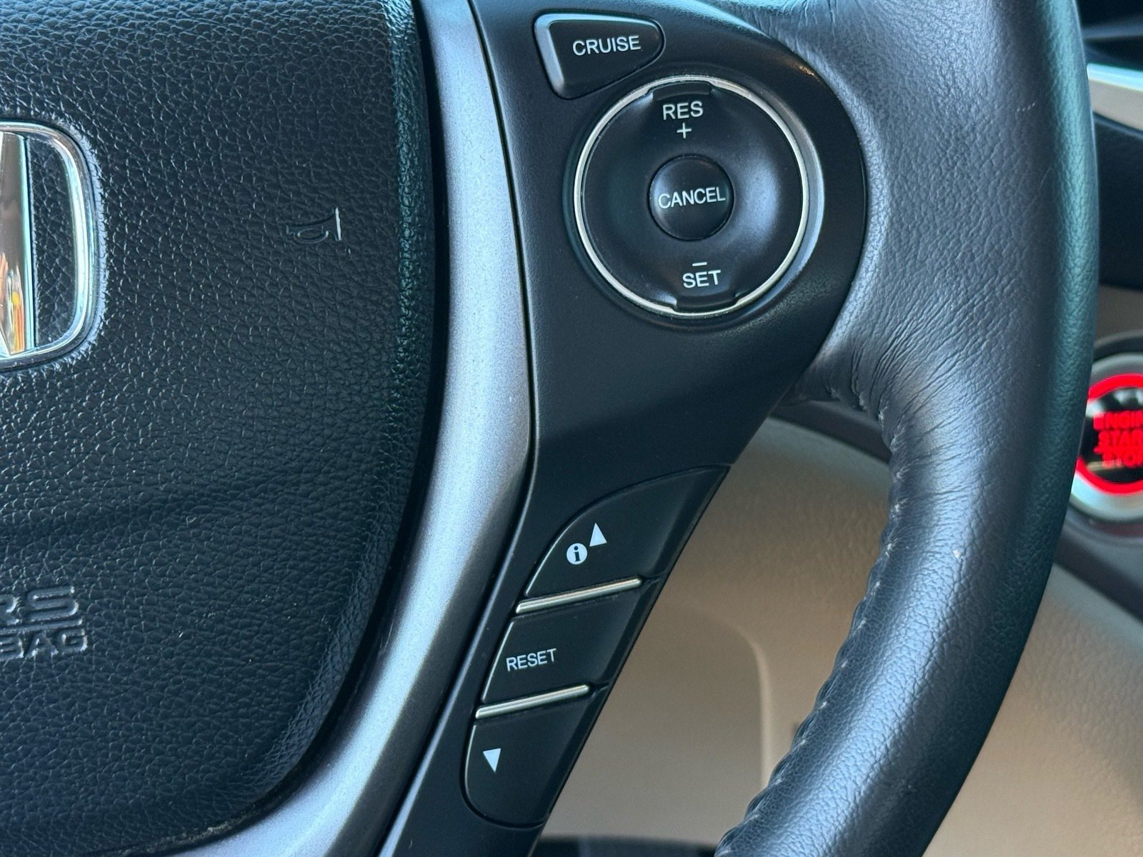 2019 Honda Ridgeline RTL — photo 17 thumbnail