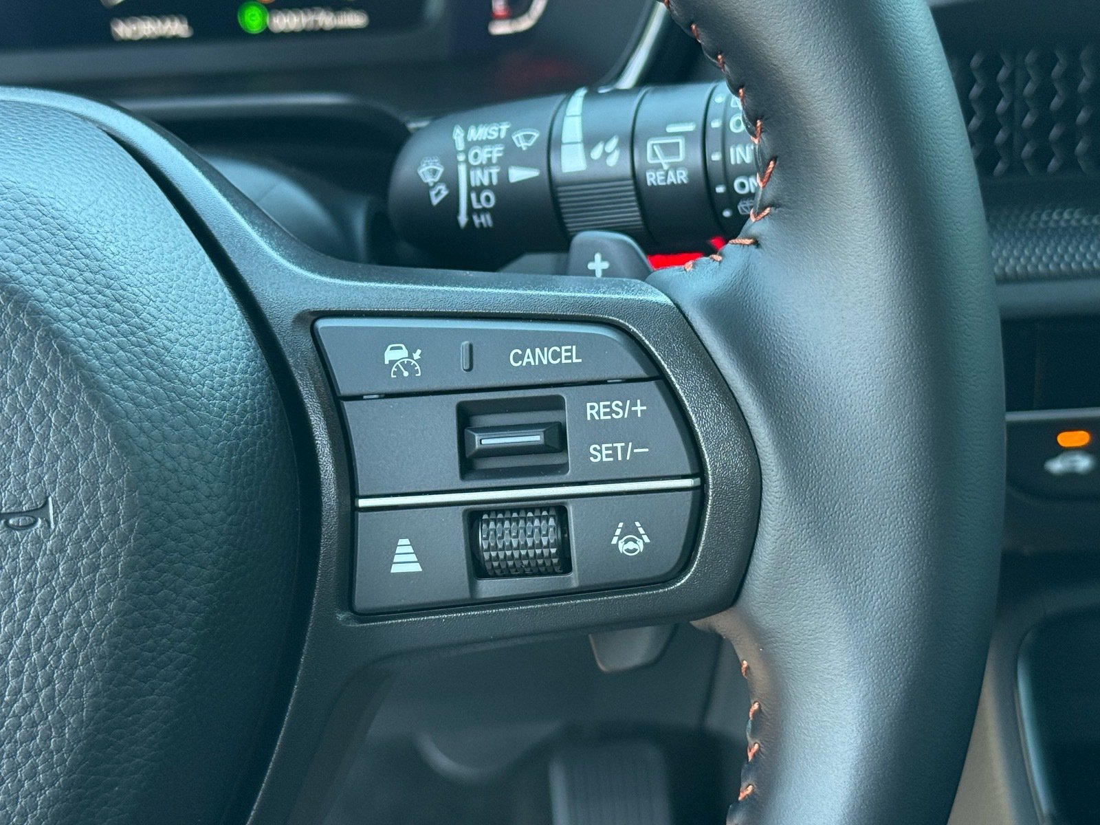 2026 Honda CR-V Hybrid Sport-L — photo 17 thumbnail