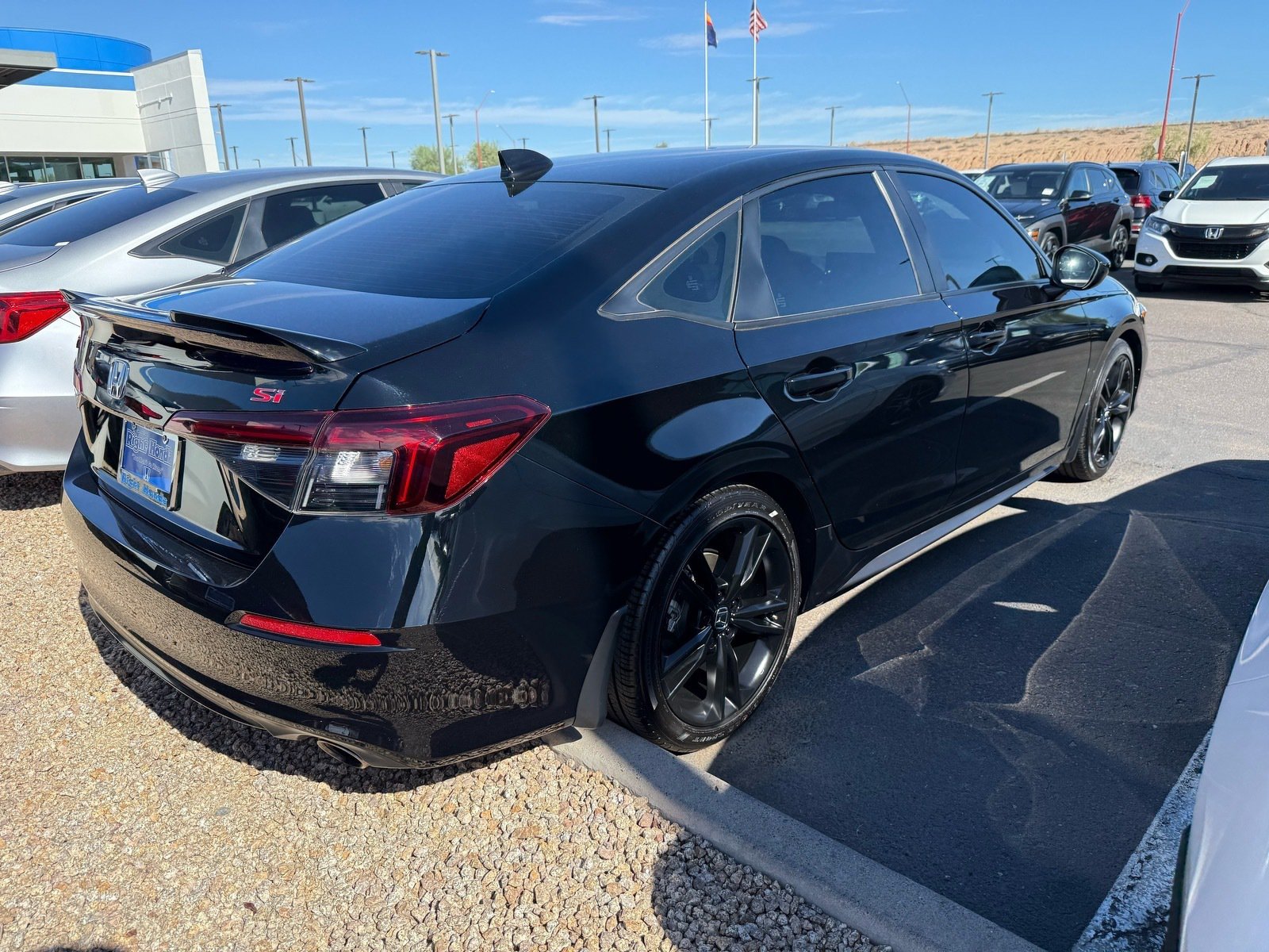2026 Honda Civic Si 2026 Honda Civic Si — photo 3 thumbnail