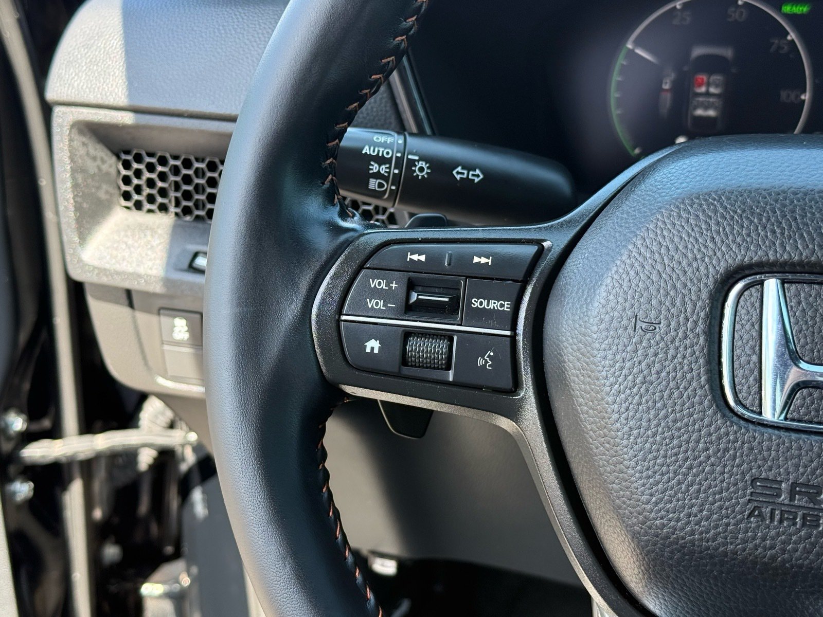 2025 Honda CR-V Hybrid Sport — photo 16 thumbnail