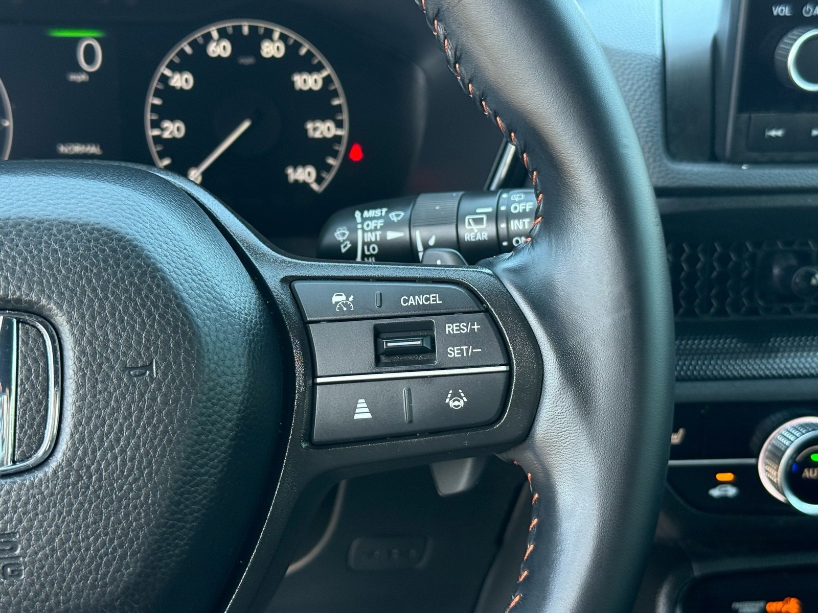 2025 Honda CR-V Hybrid Sport — photo 17 thumbnail