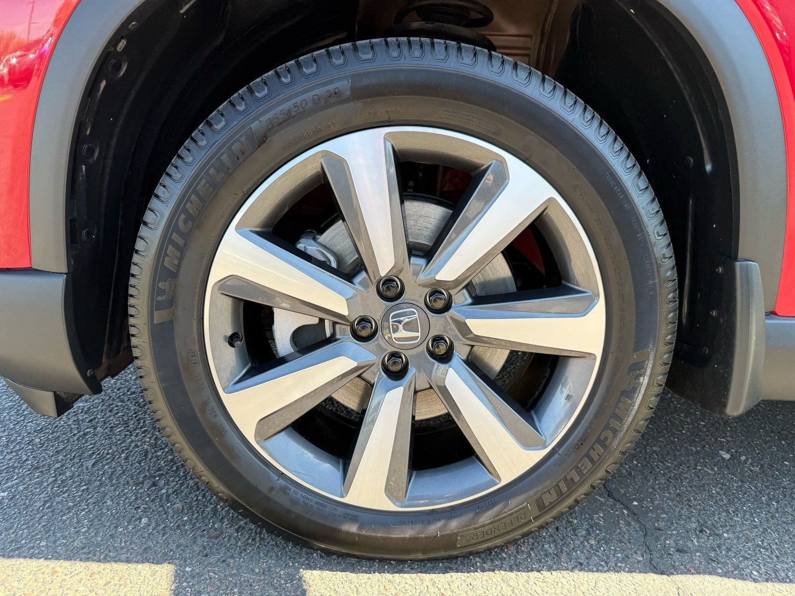 2023 Honda Pilot Touring — photo 10 thumbnail