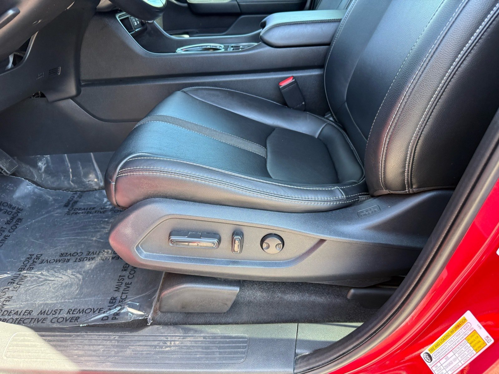 2023 Honda Pilot Touring — photo 13 thumbnail