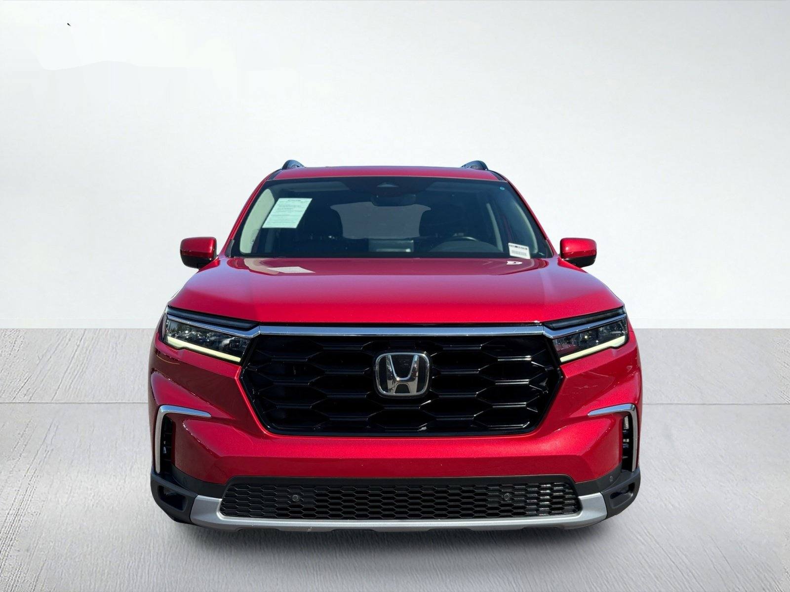 2023 Honda Pilot Touring — photo 5 thumbnail