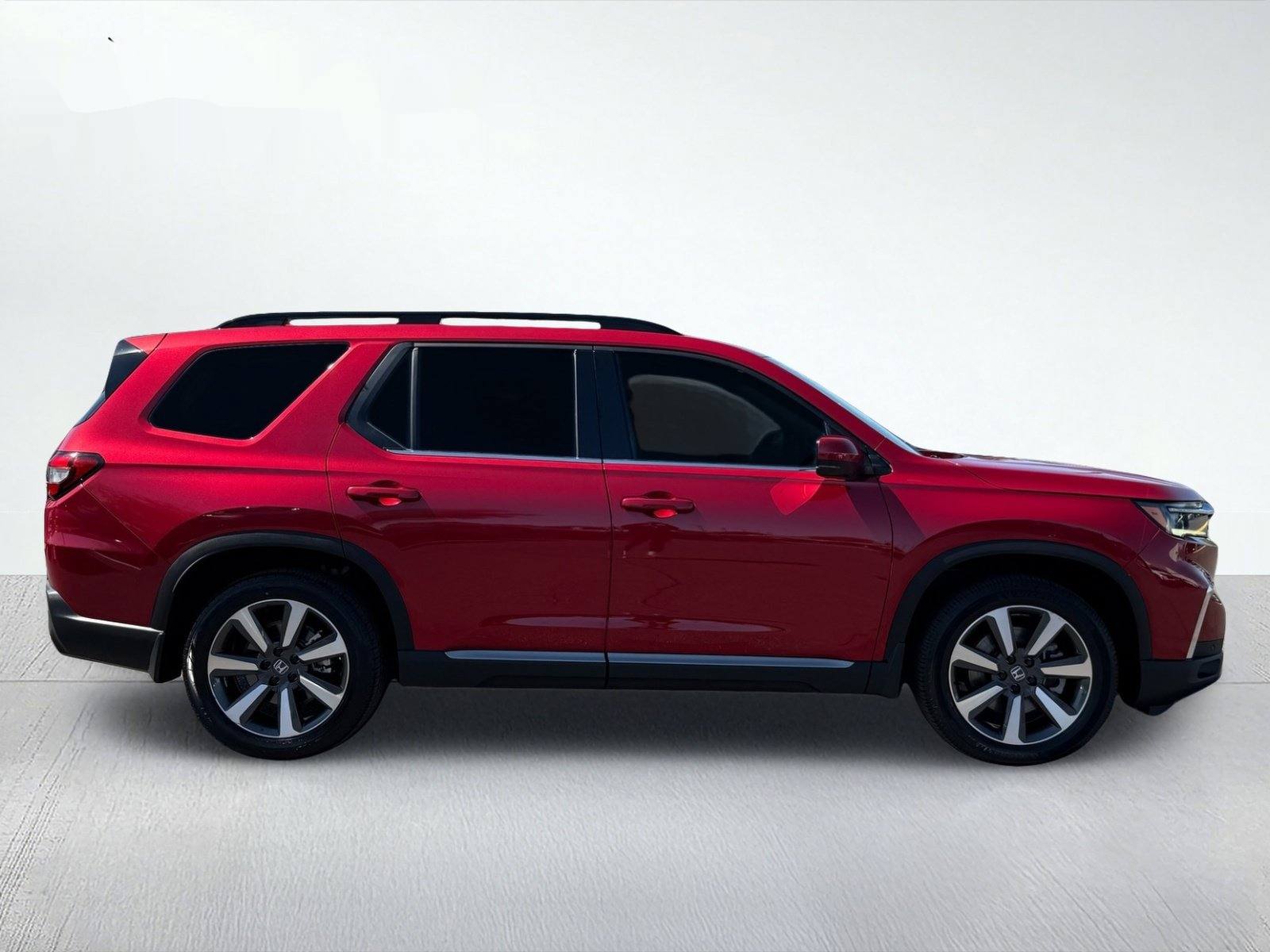 2023 Honda Pilot Touring — photo 8 thumbnail