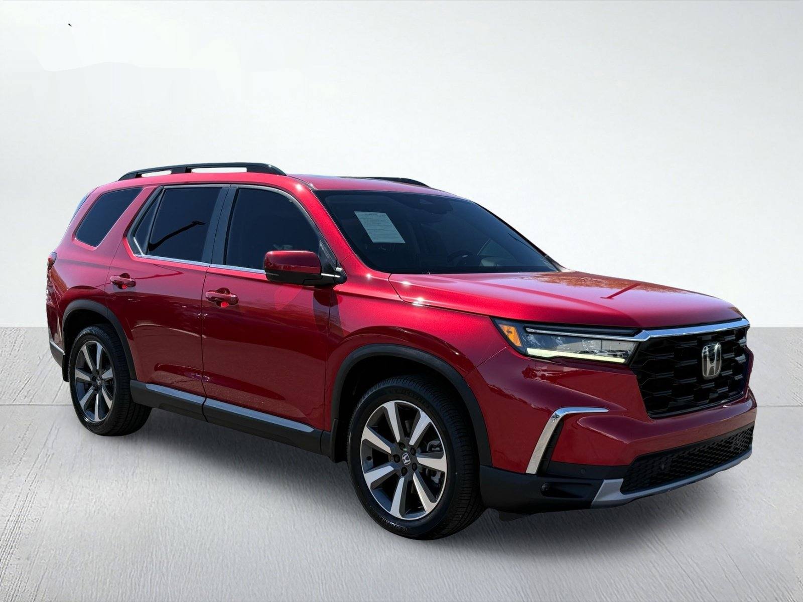 2023 Honda Pilot Touring — photo 9 thumbnail