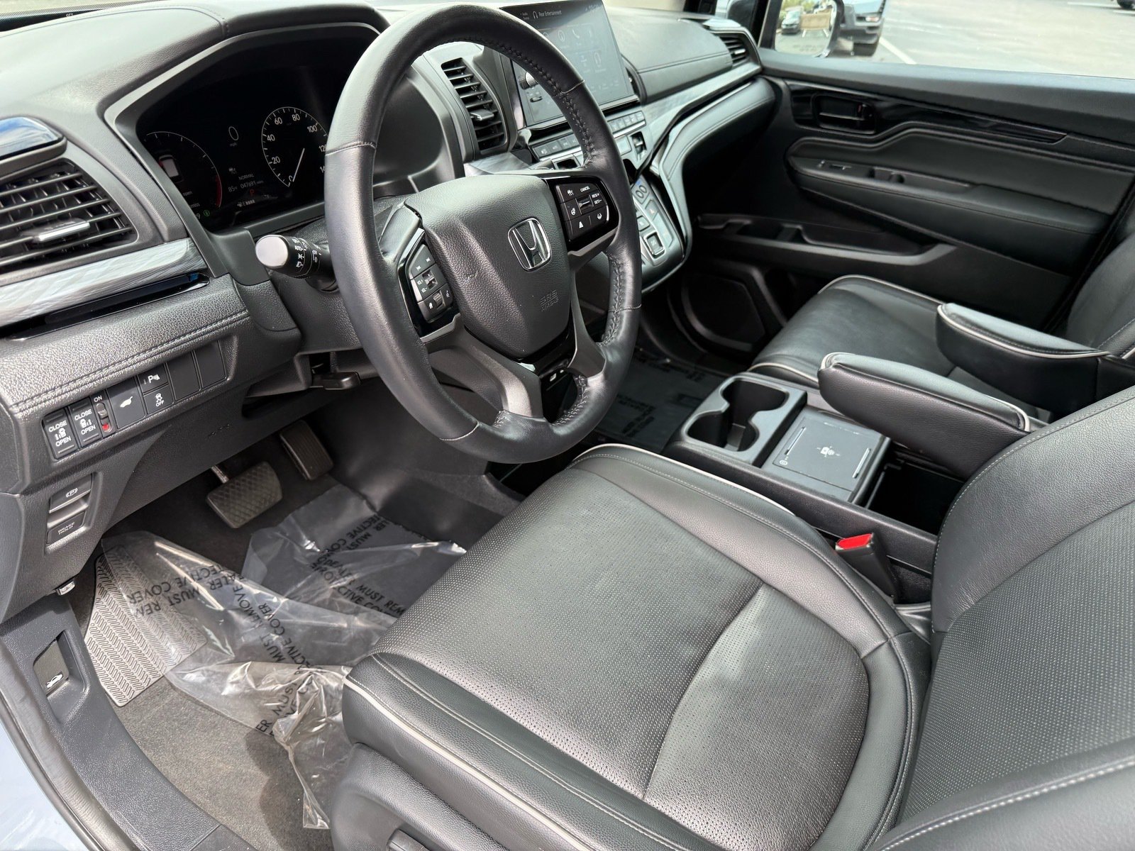 2025 Honda Odyssey Elite — photo 11 thumbnail