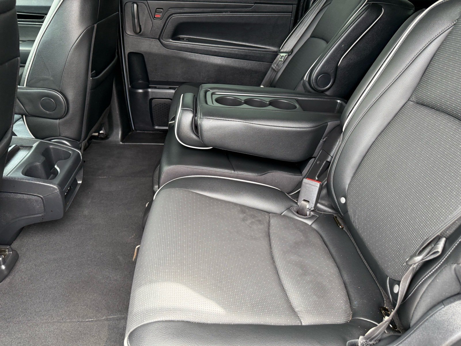 2025 Honda Odyssey Elite — photo 25 thumbnail