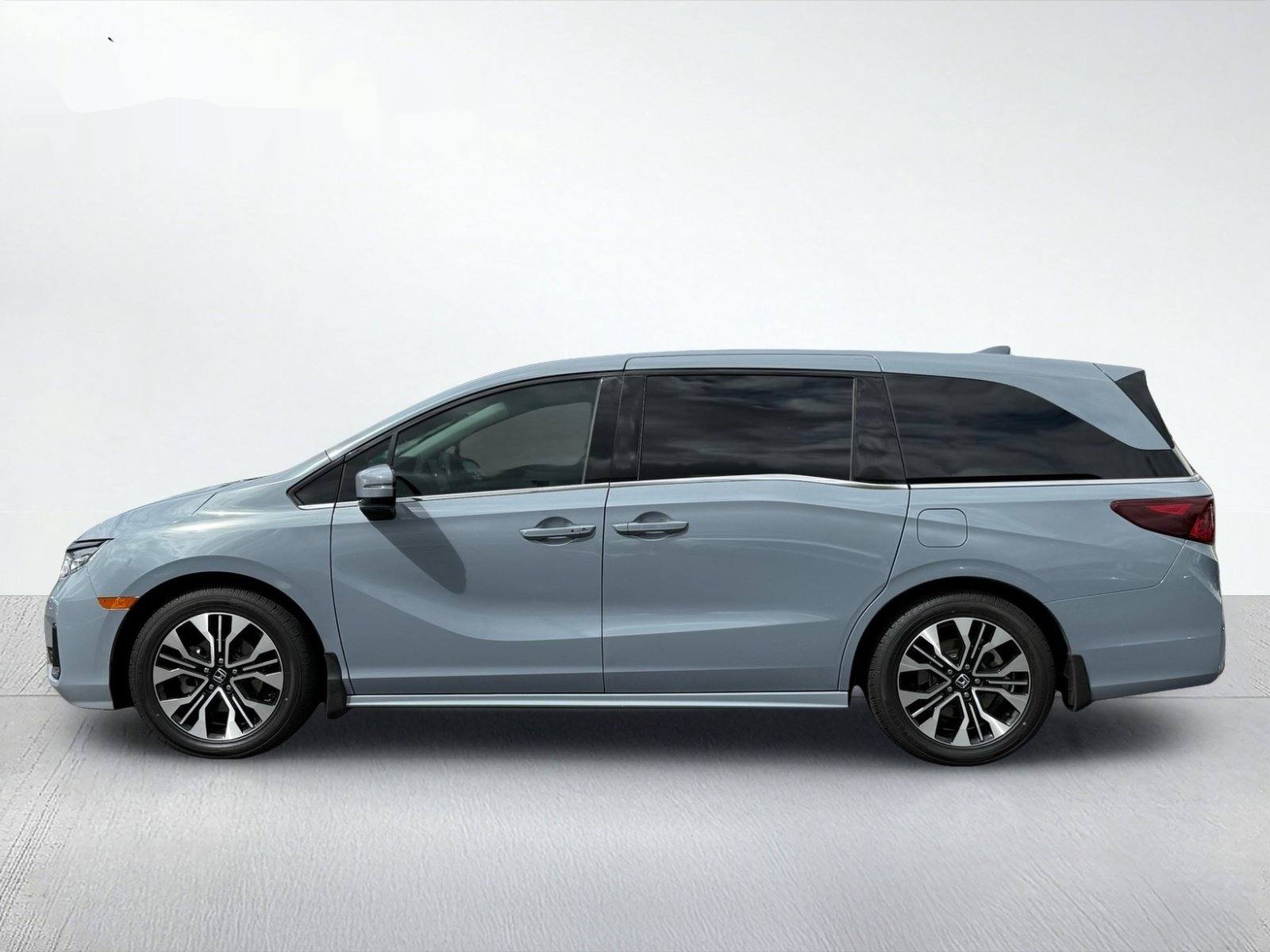 2025 Honda Odyssey Elite — photo 3 thumbnail